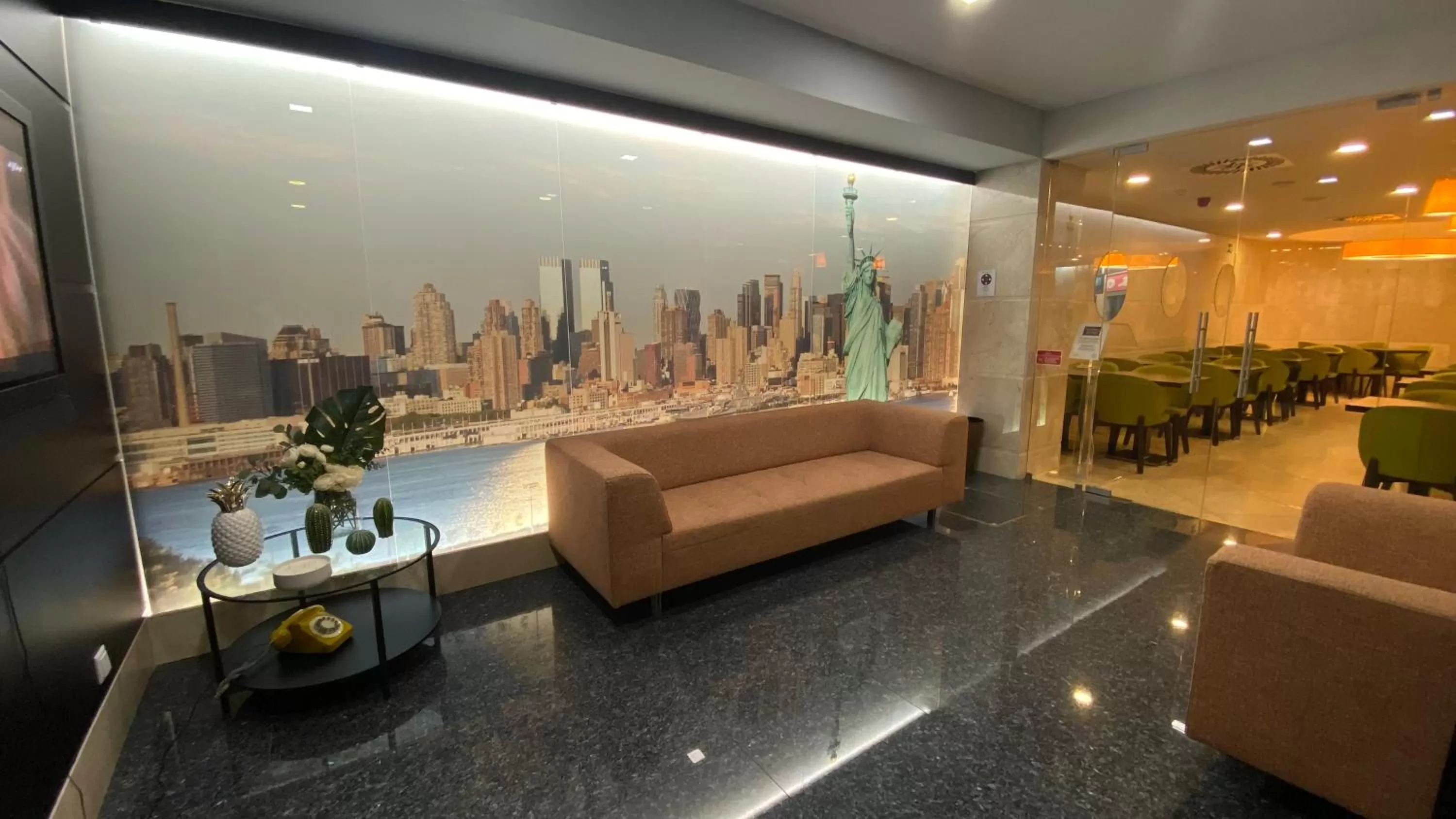 Living room in America Diamonds Hotel