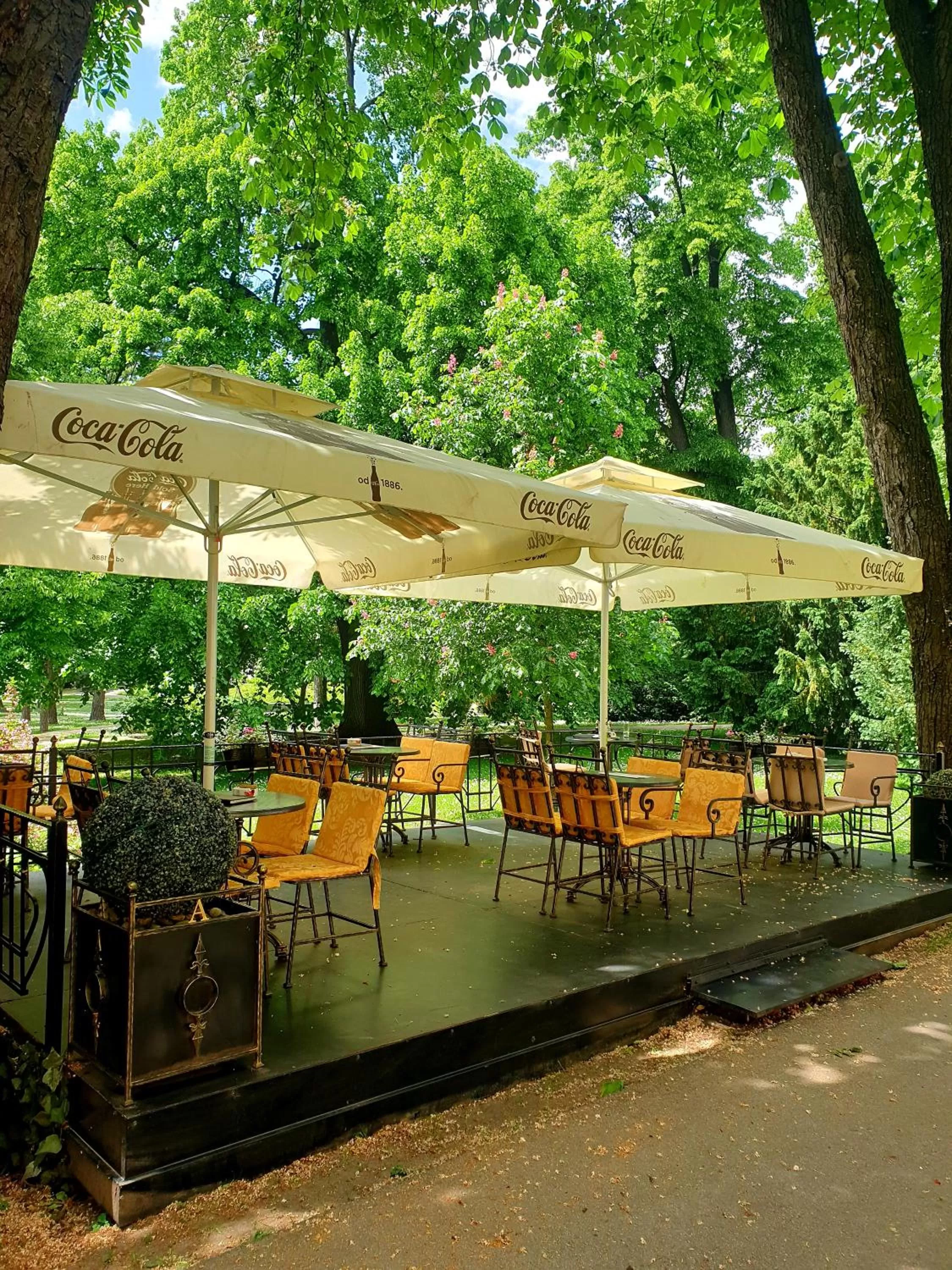 Lounge or bar in Arbia Dorka Heritage Palace