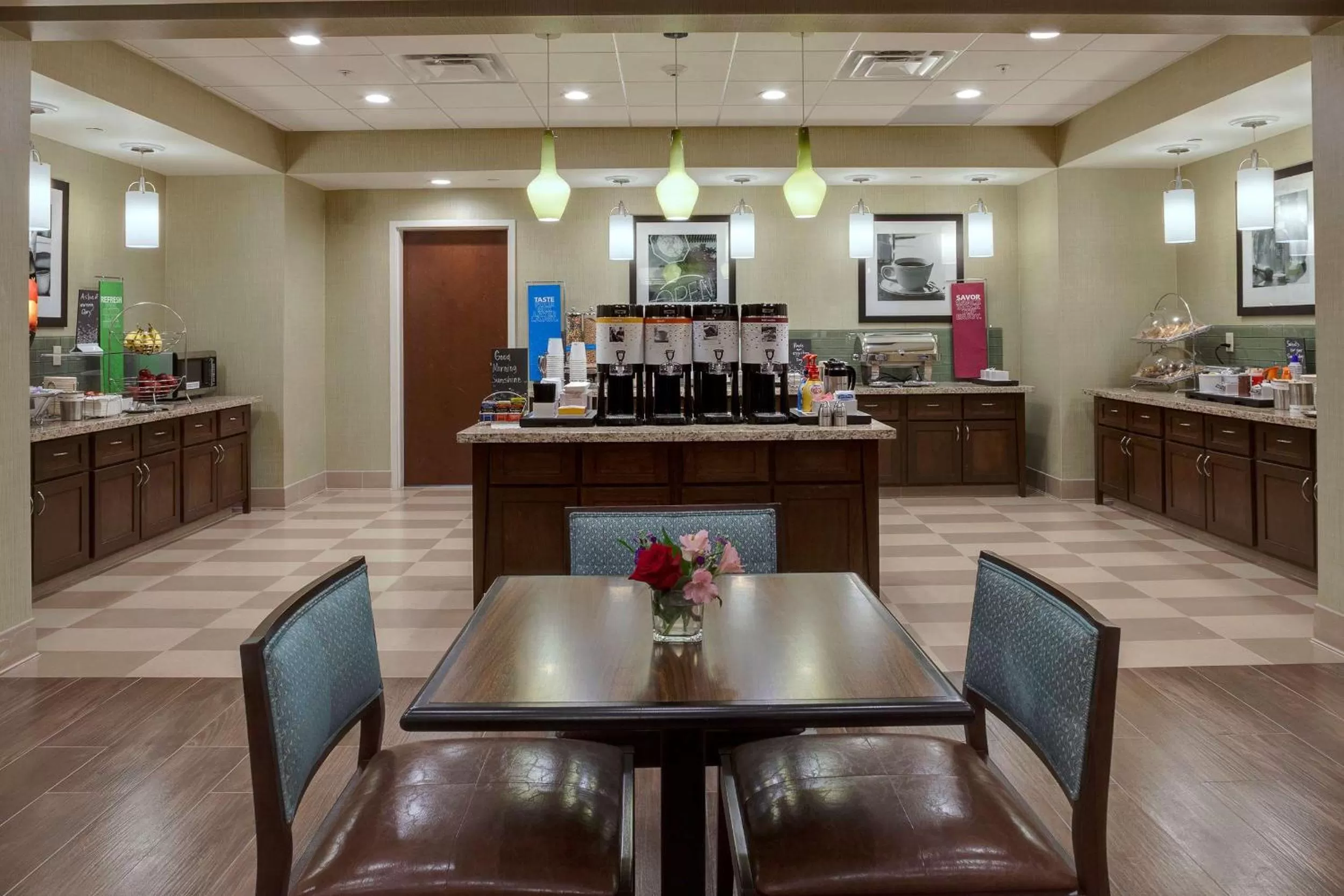 Restaurant/places to eat in Hampton Inn & Suites Blythe, CA