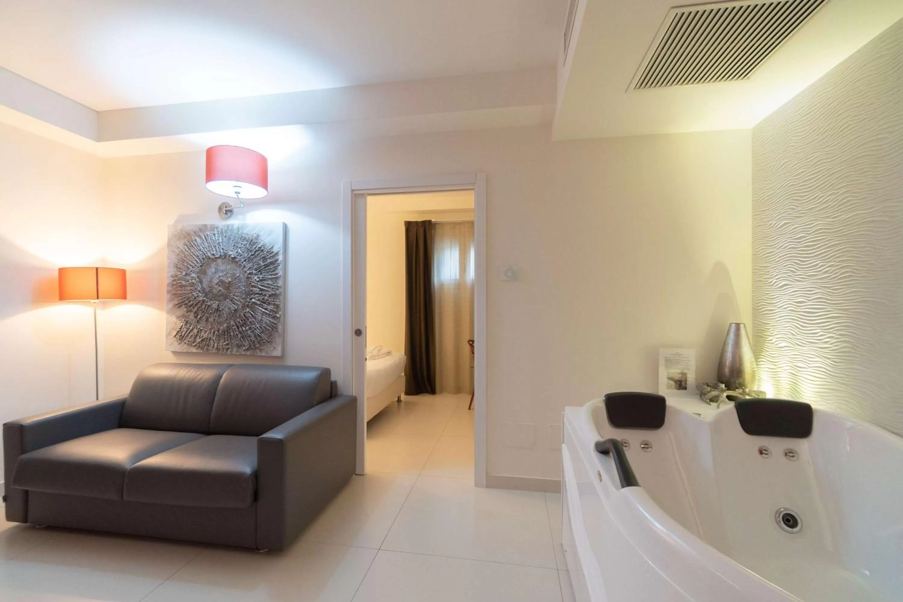 Photo of the whole room in Best Western Plus Hotel Perla Del Porto