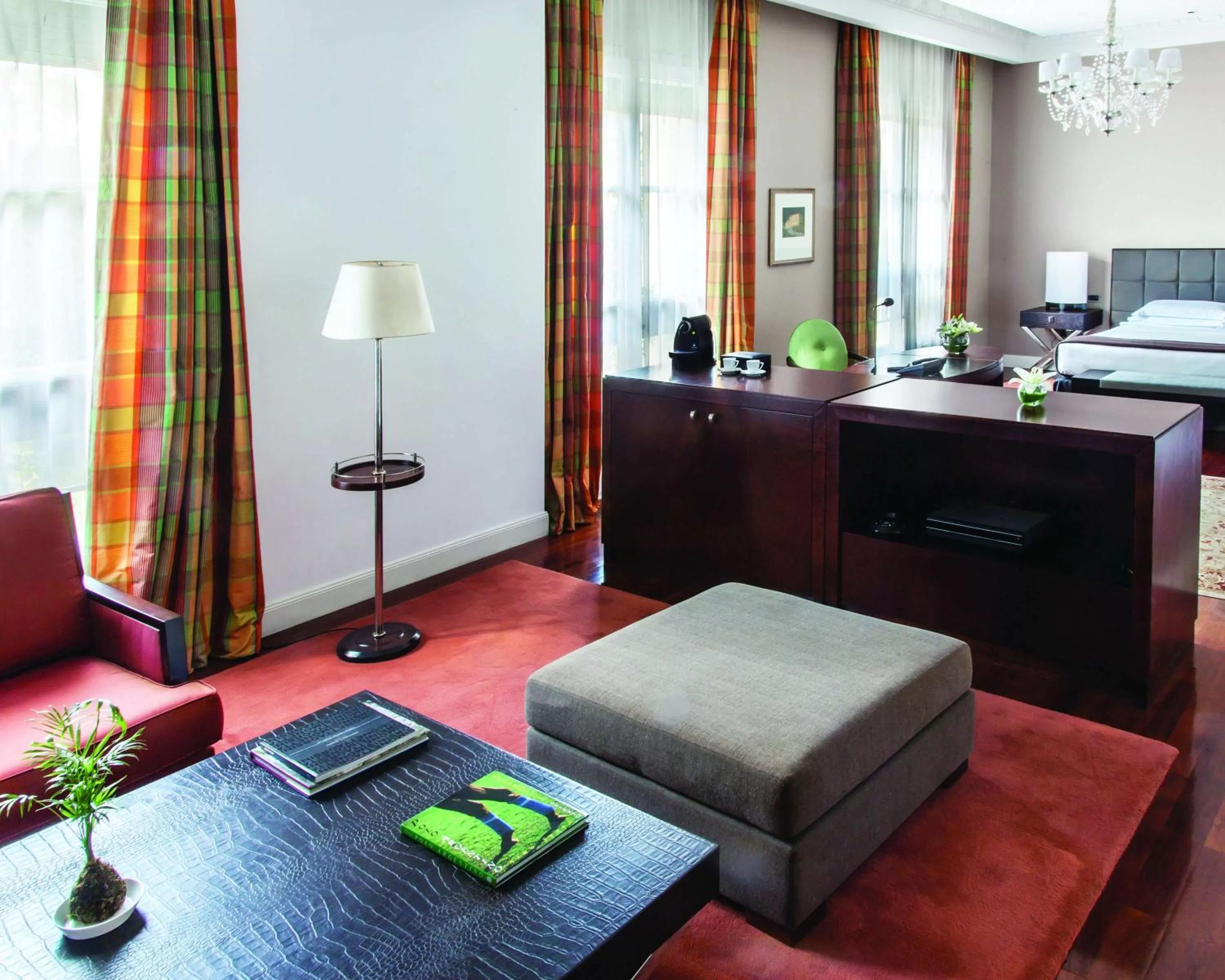 Photo of the whole room, Bed in Palacio Duhau - Park Hyatt Buenos Aires