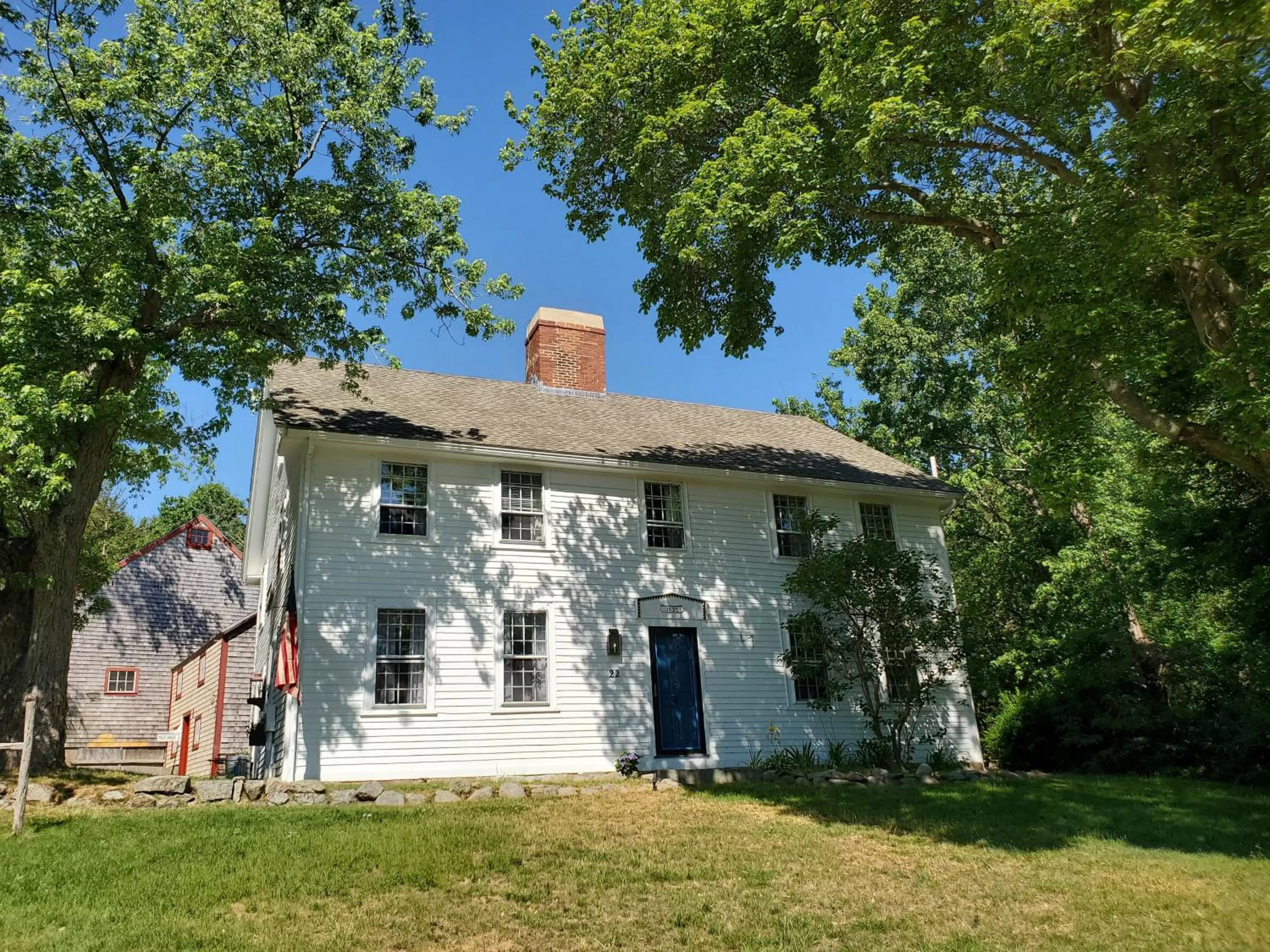 Property Building in Cedar Hill Farm B & B