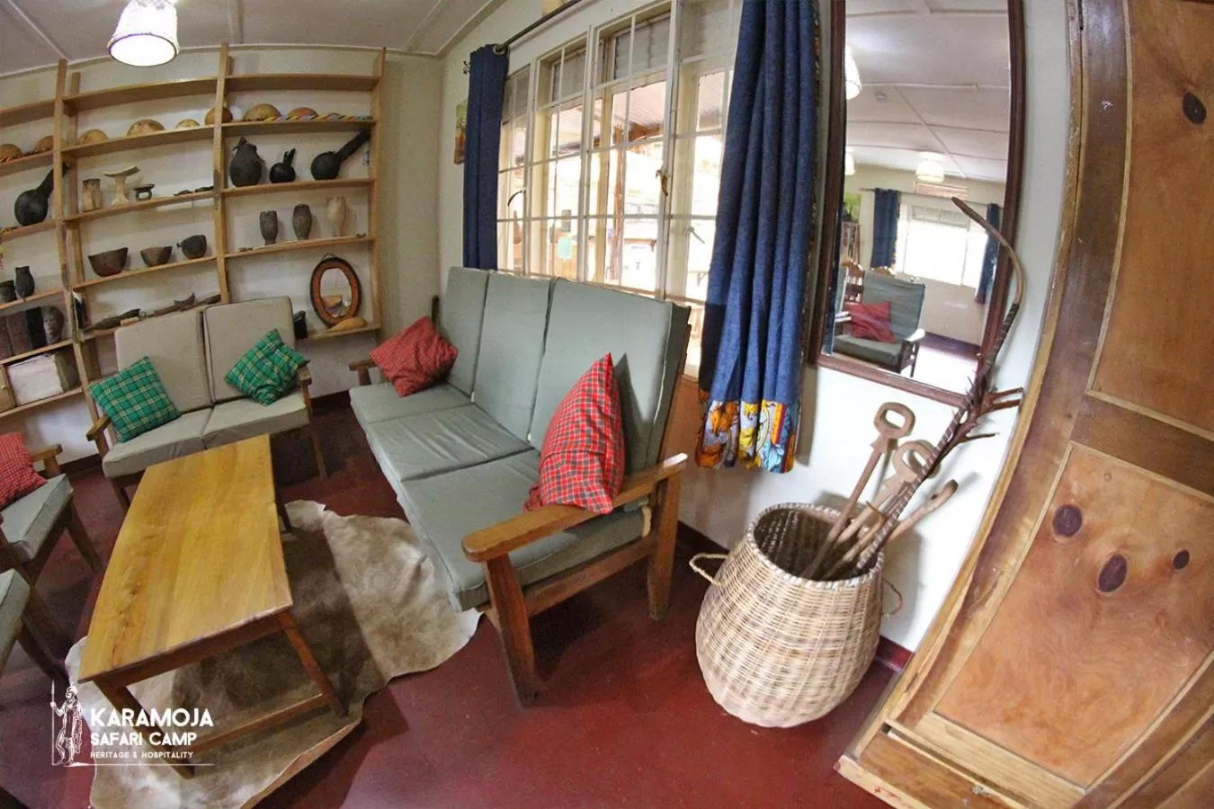 Living room in Kara-Tunga Safari Camp
