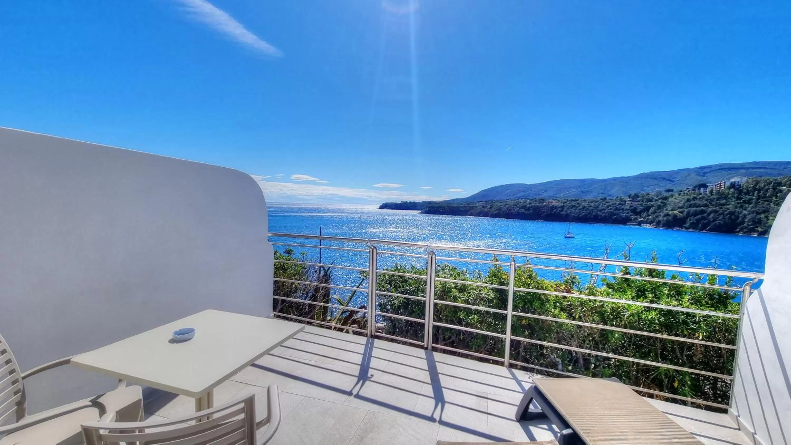 Balcony/Terrace in Hotel Plaza