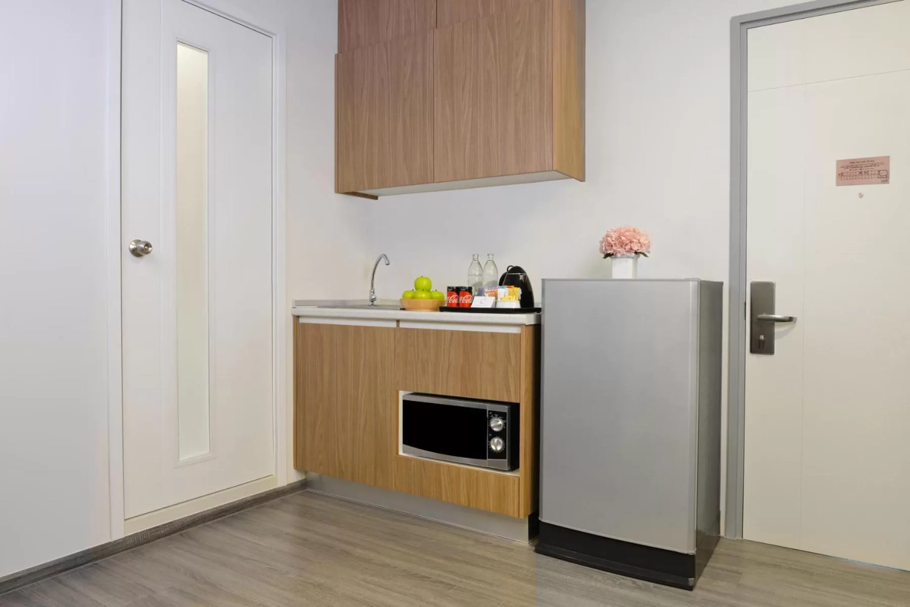 Kitchen or kitchenette in Centre Point Prime Hotel Pattaya