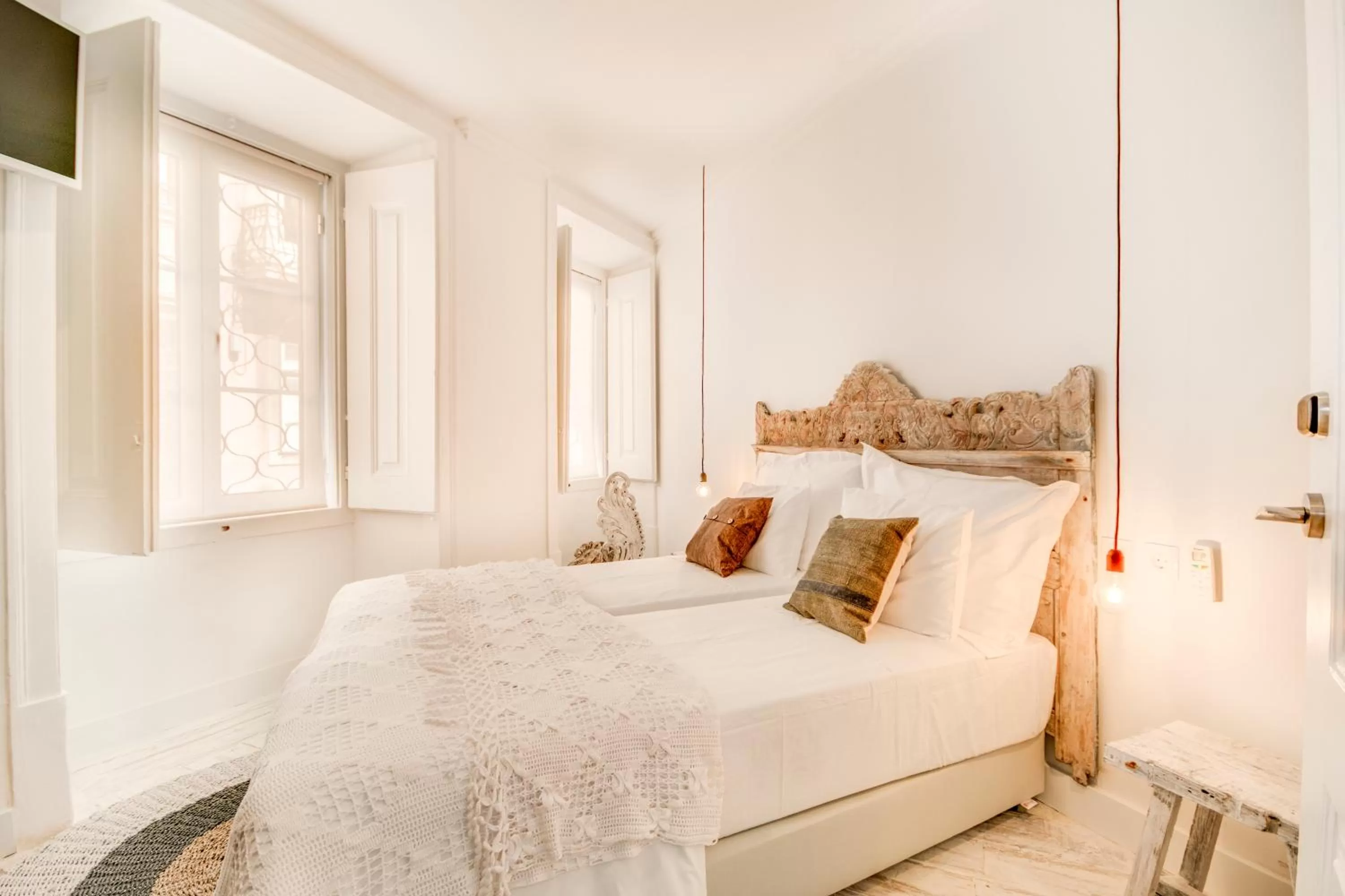 Photo of the whole room, Bed in Garam Lisboa