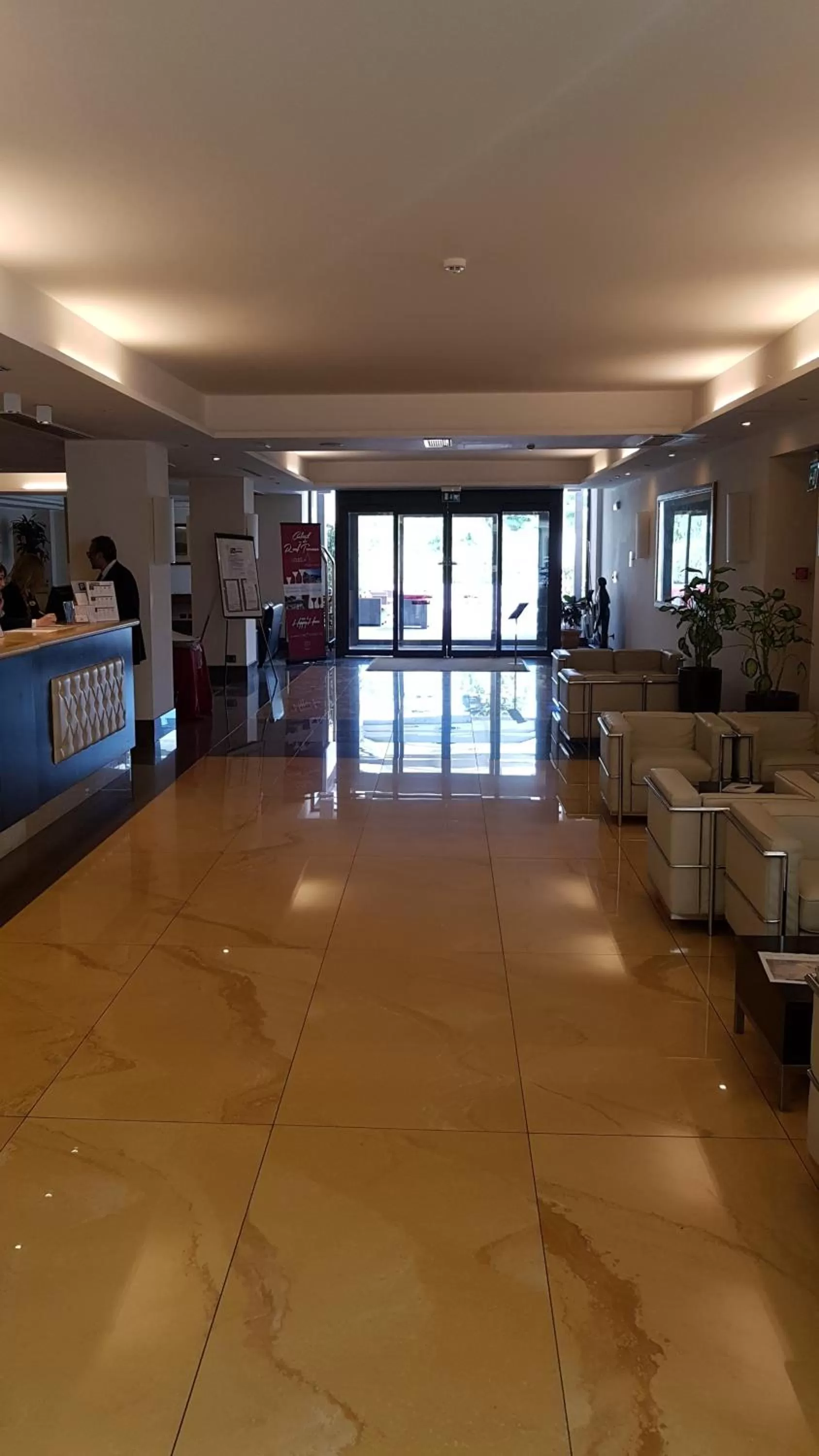 Lounge or bar in Cardinal Hotel St. Peter