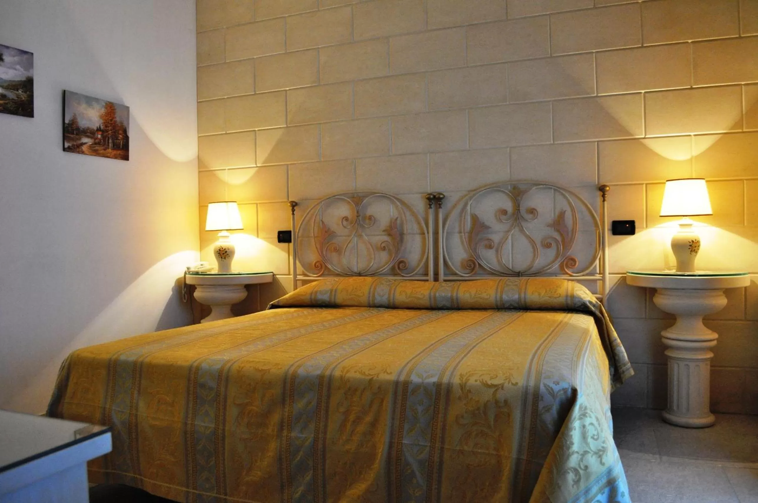 Bedroom, Bed in Grikò Country Hotel