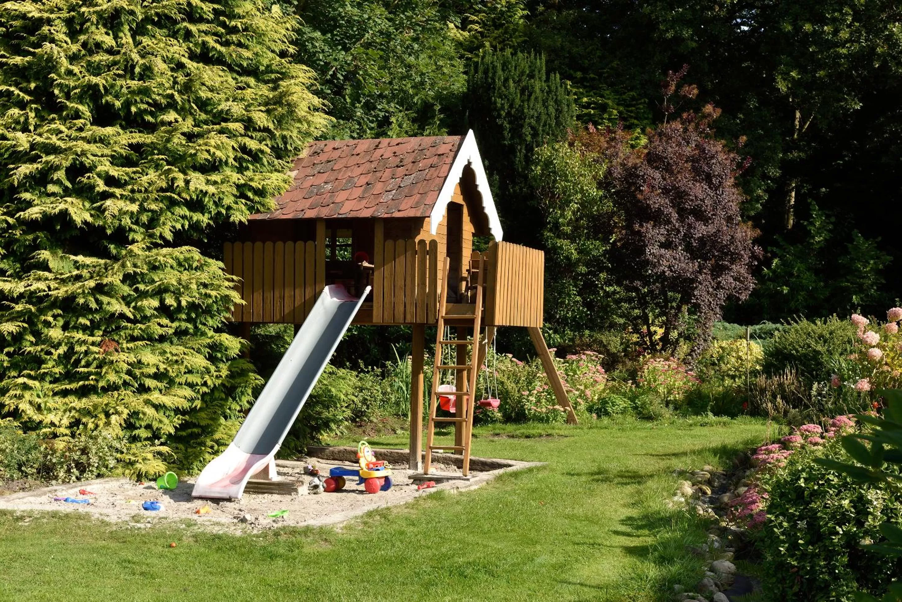 Children play ground in Köhlers Forsthaus Wellness & Genuss Hotel