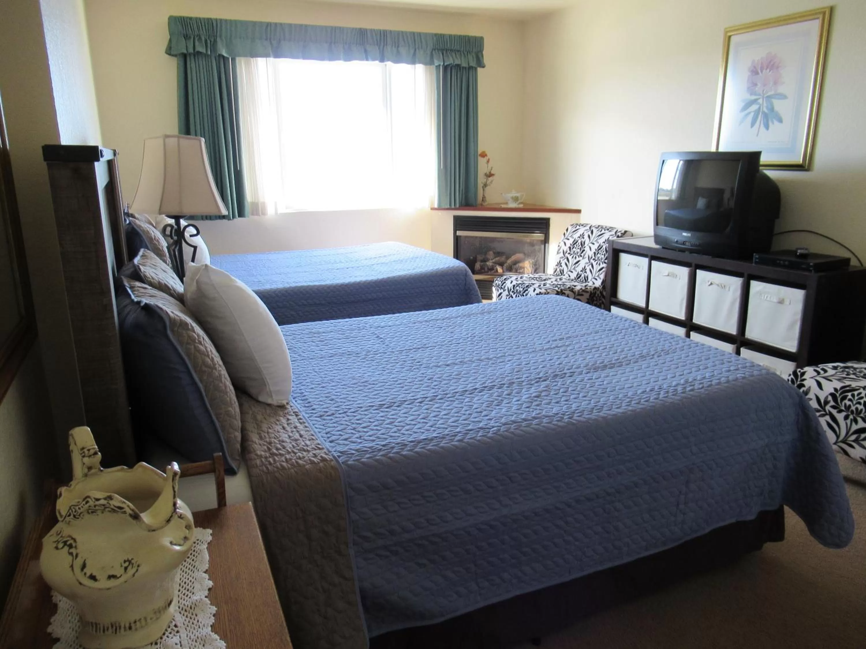 Bed in Gualala Country Inn