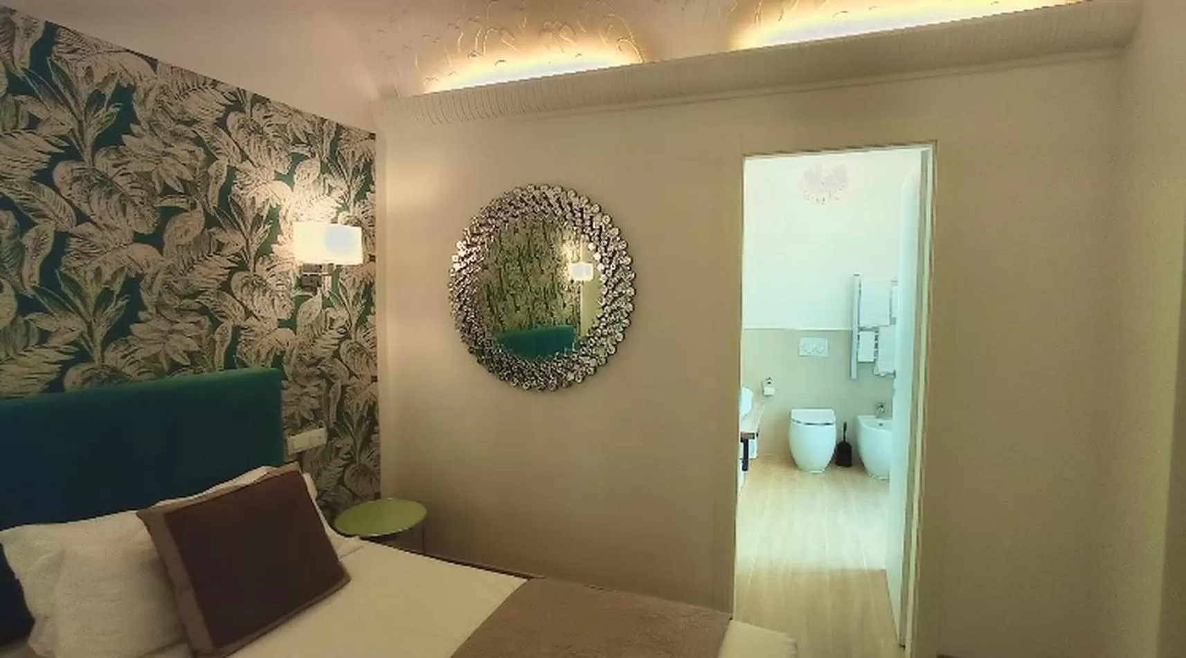 Staff, Bed in Relais Roma Vaticano - METRO station Ottaviano