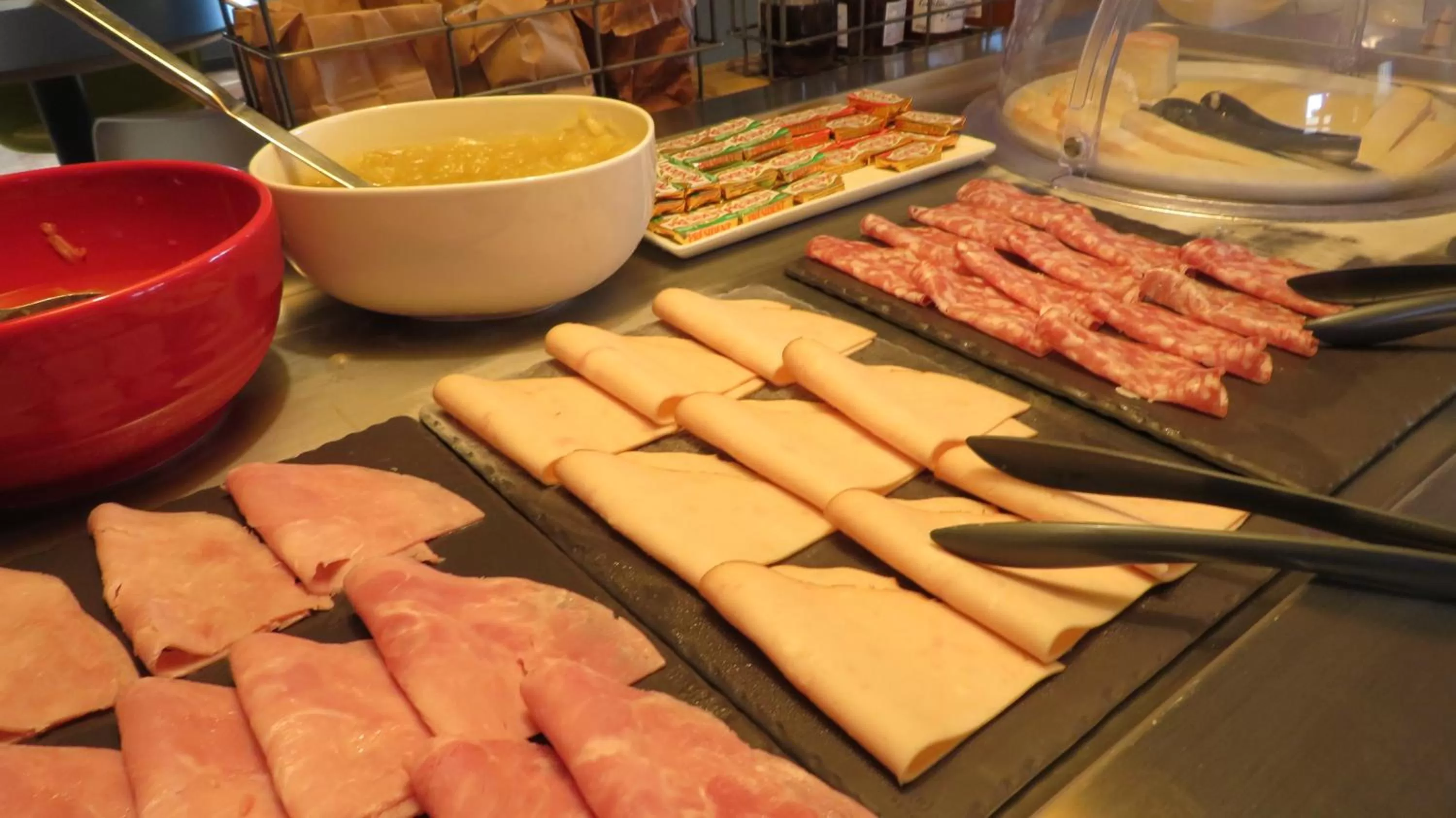 Food and drinks in ibis Melun