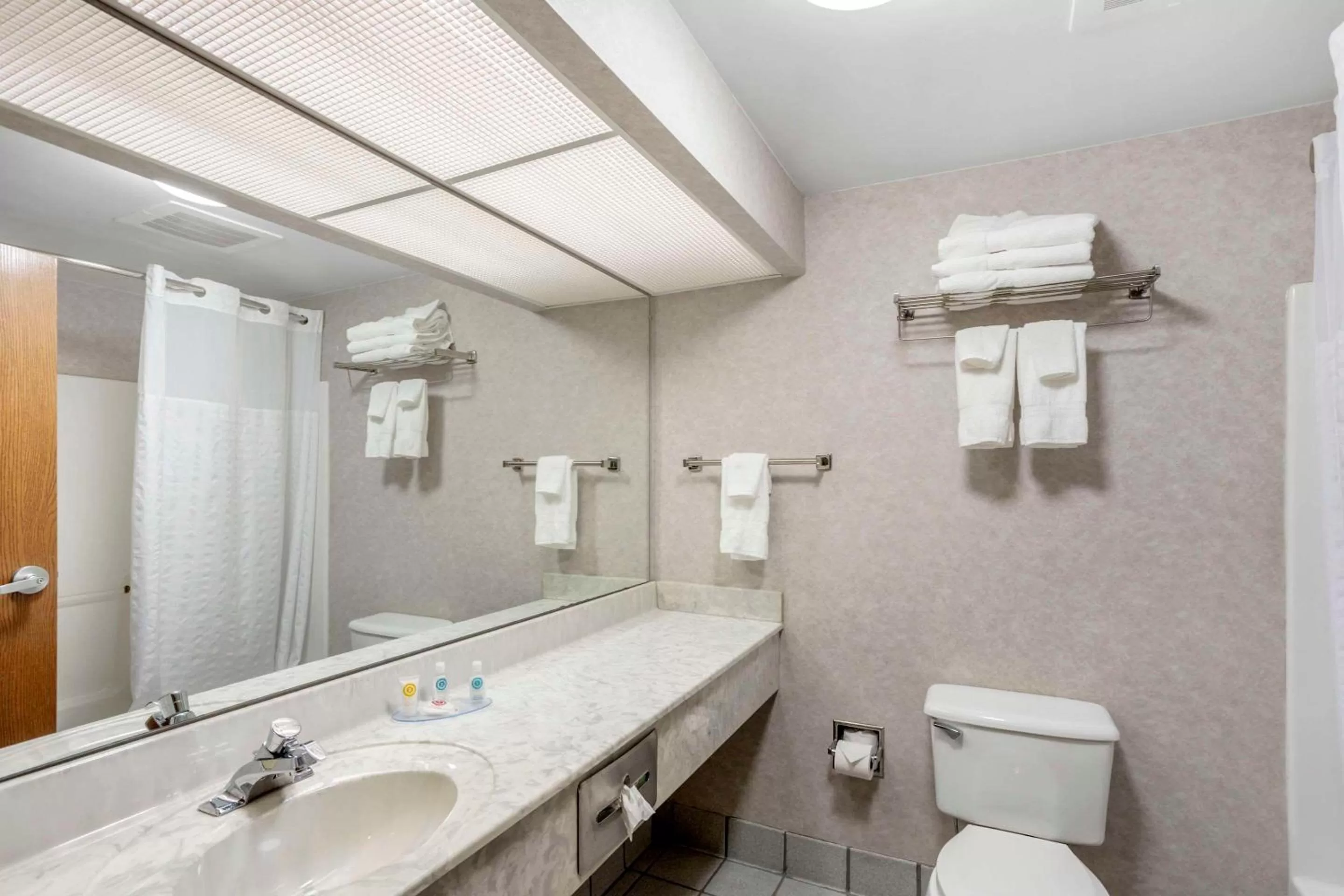 Bedroom in Comfort Inn