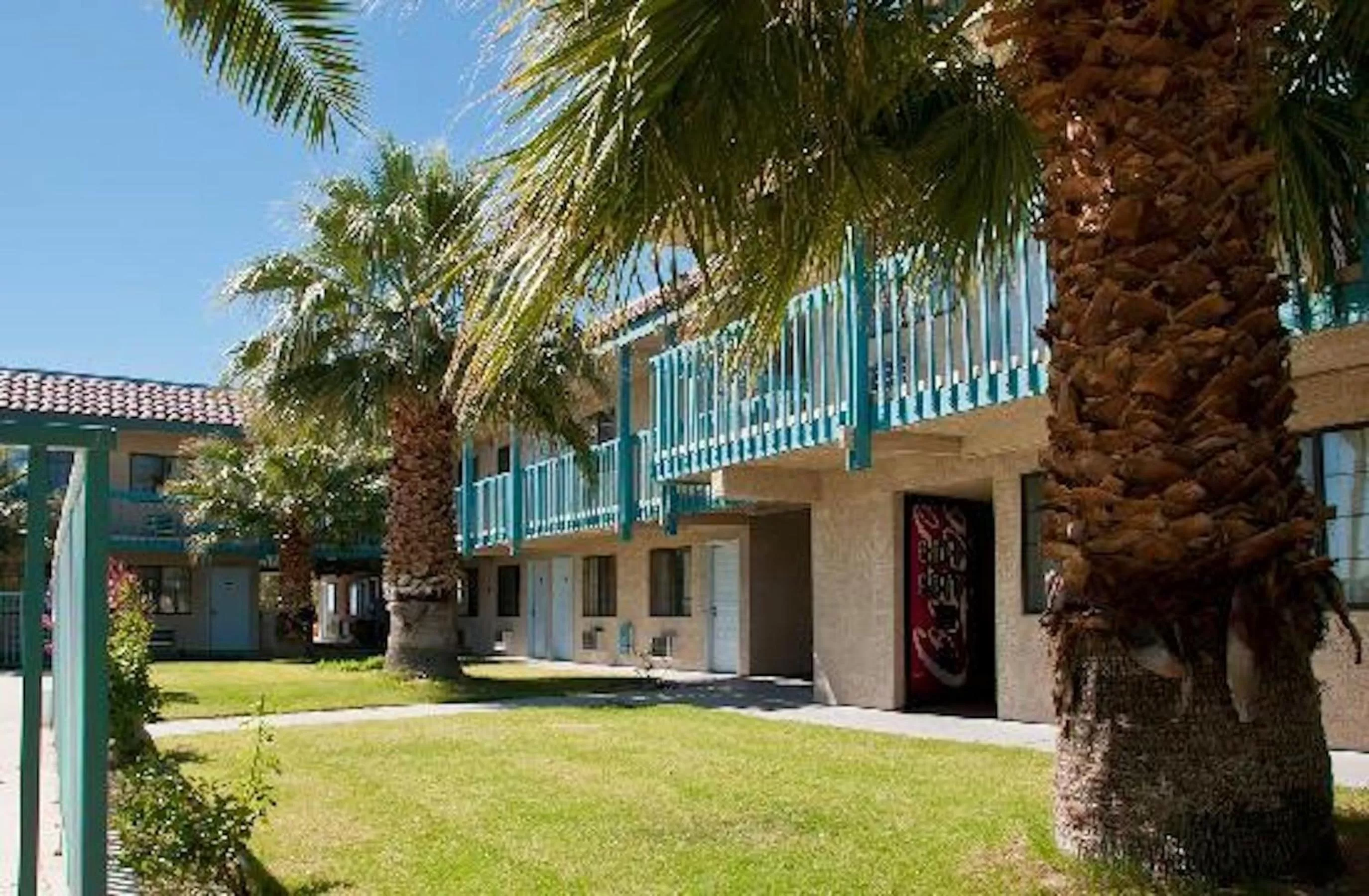 Garden in Days Inn & Suites by Wyndham Needles