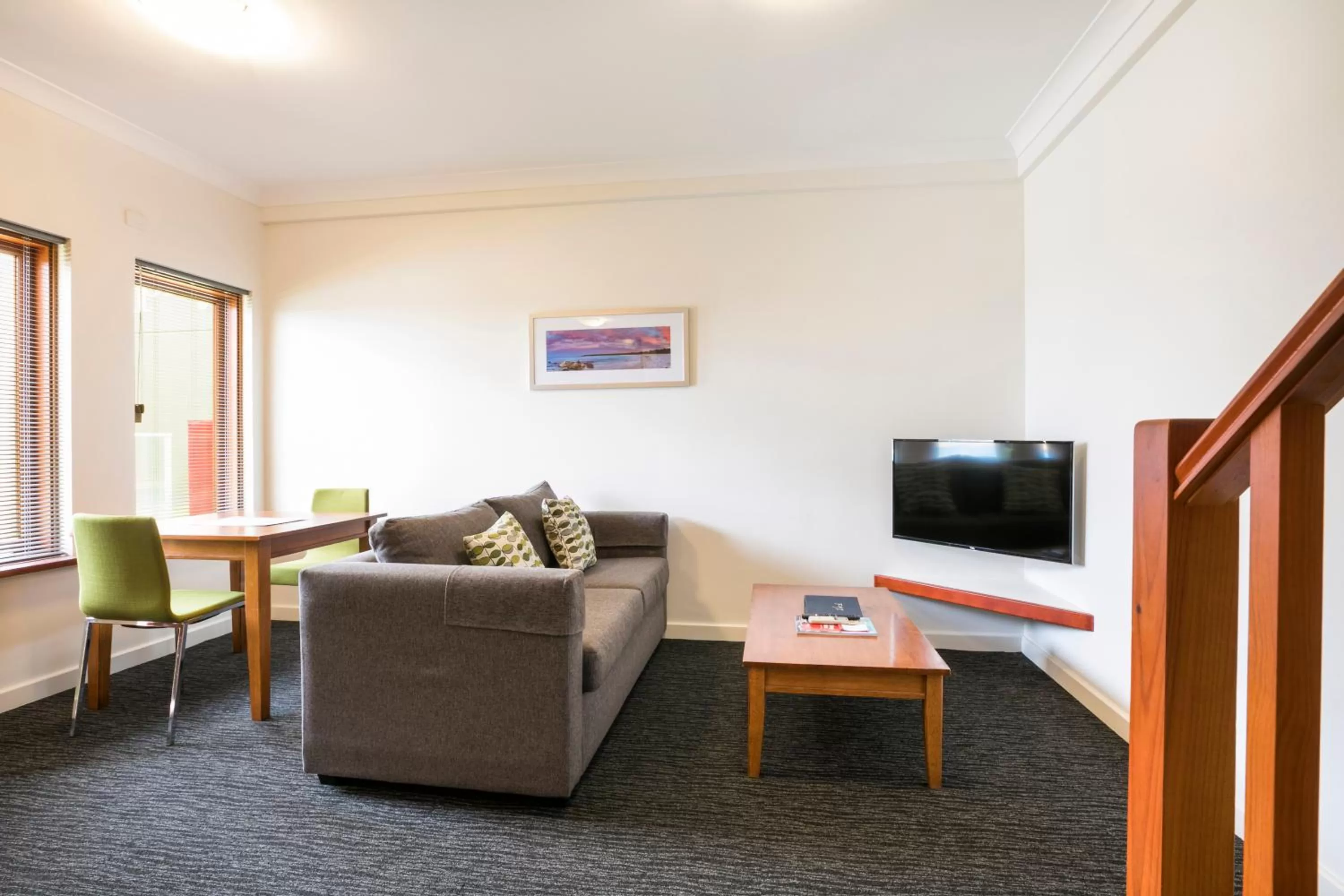 TV and multimedia in Nightcap at the Ship Inn