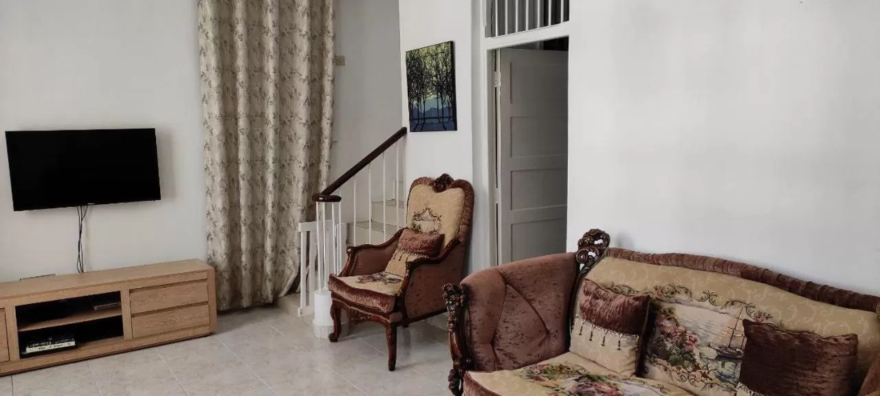 TV/Entertainment Center in Apartment in Dar Homestay