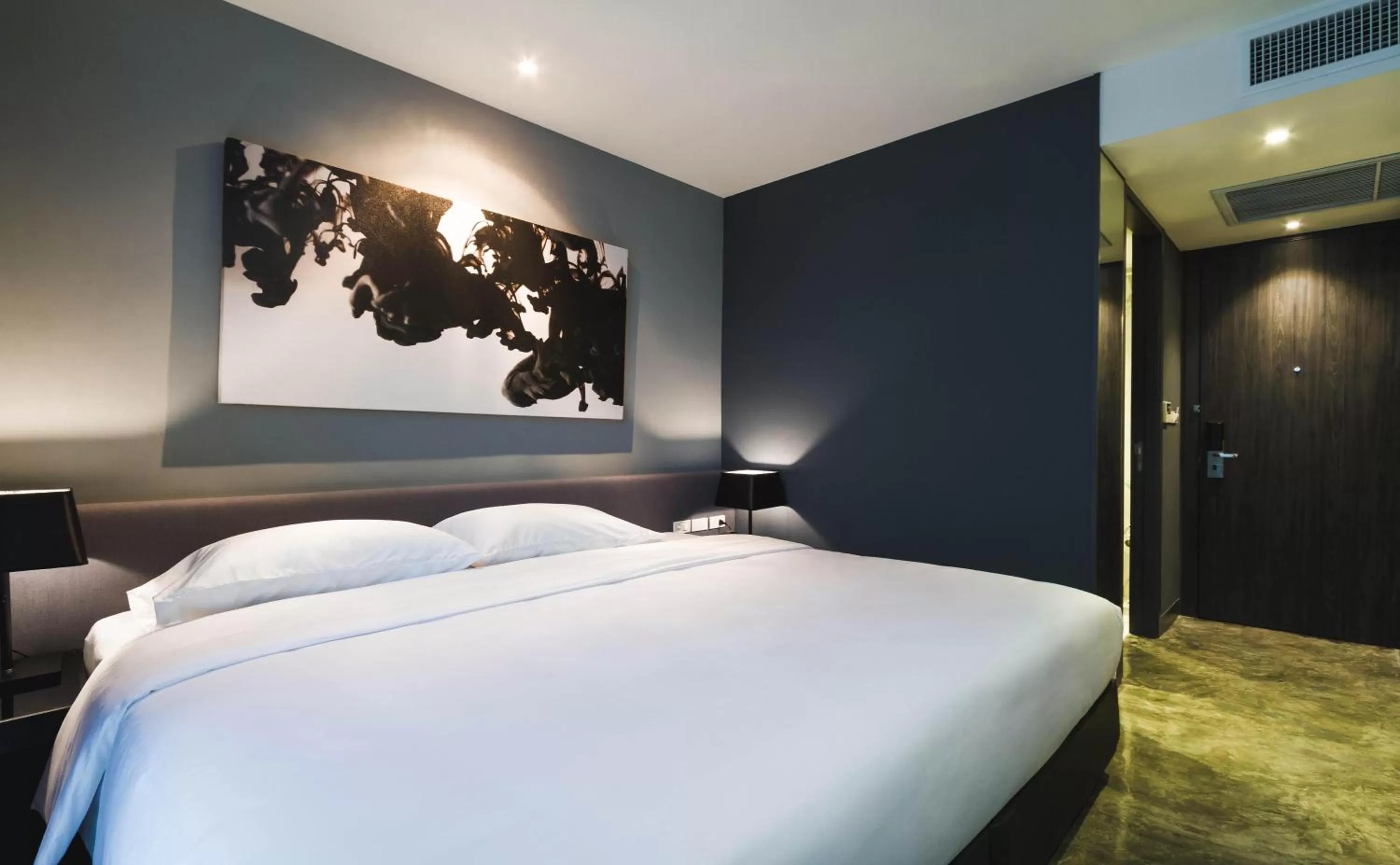 Bedroom, Bed in ZAZZ Urban Bangkok