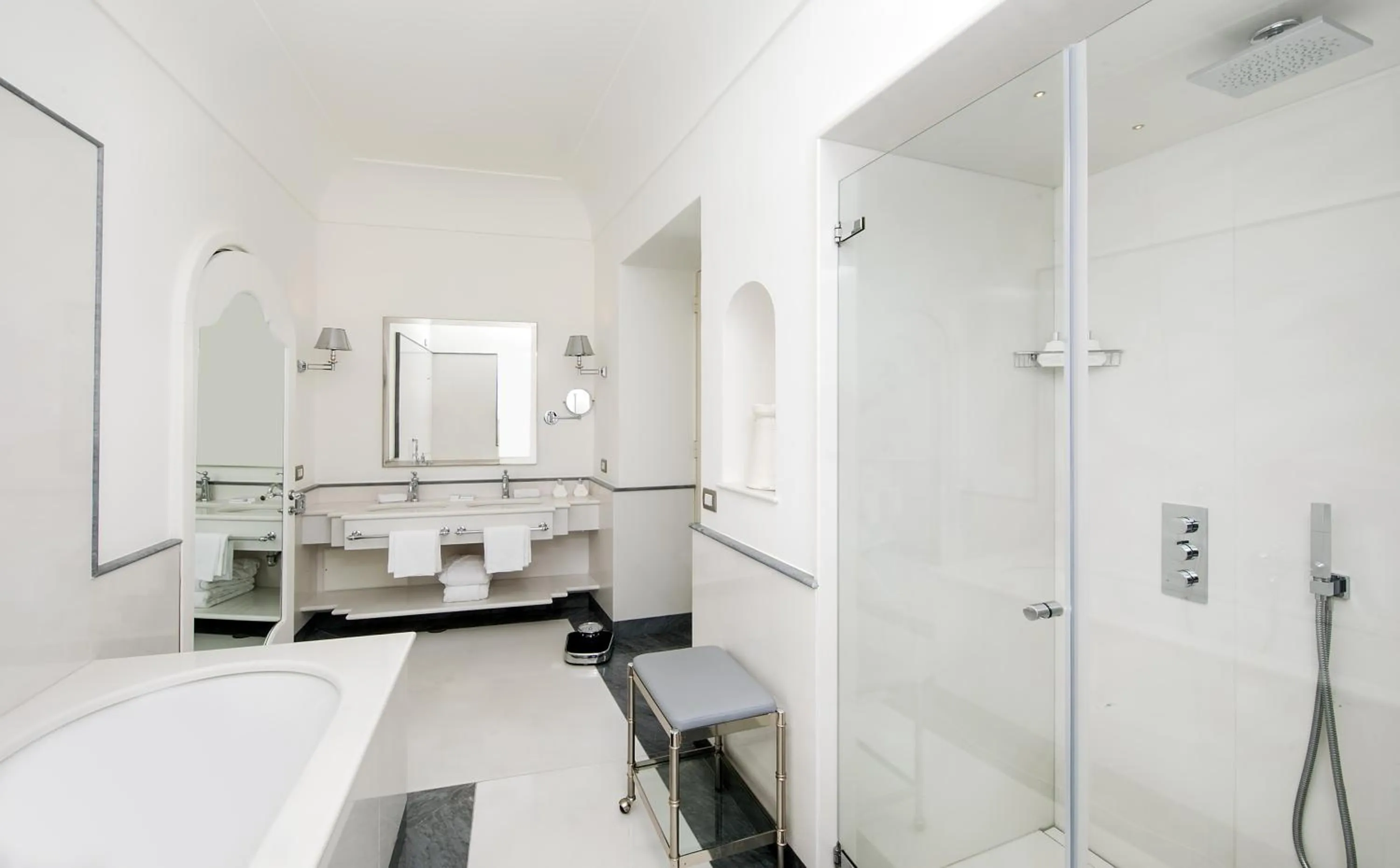 Bathroom in Hotel Villa Franca