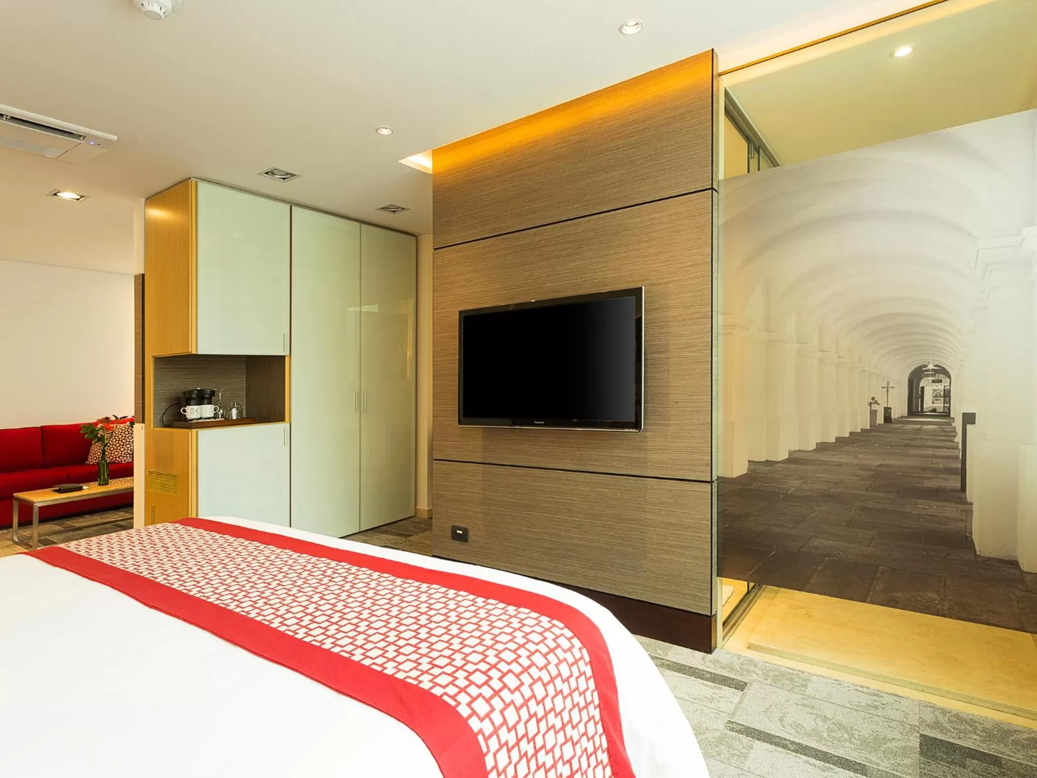 Bedroom, Bed in EK Hotel By Preferred Hotels Group