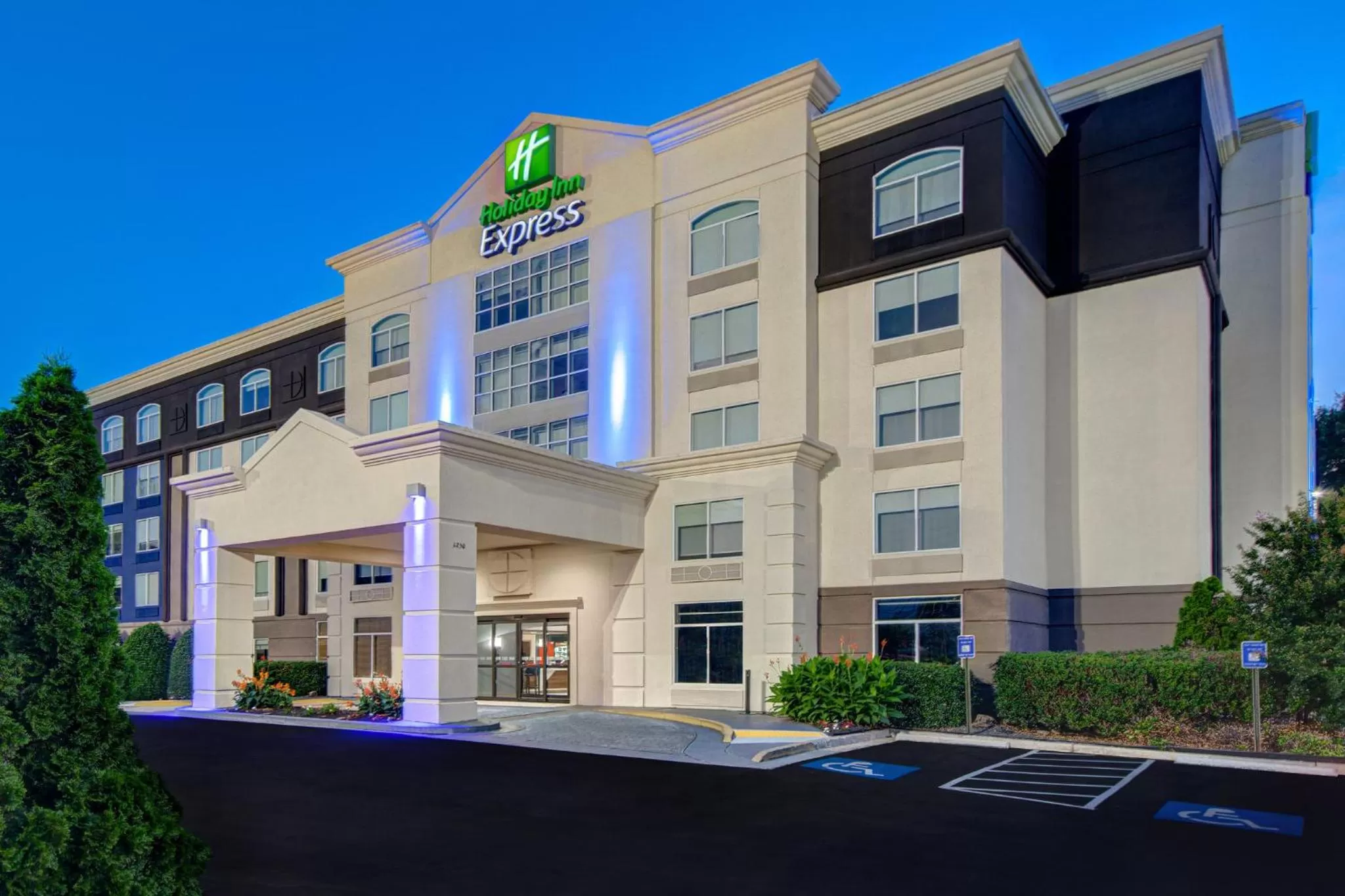 Property building in Holiday Inn Express Marietta - Atlanta Northwest by IHG