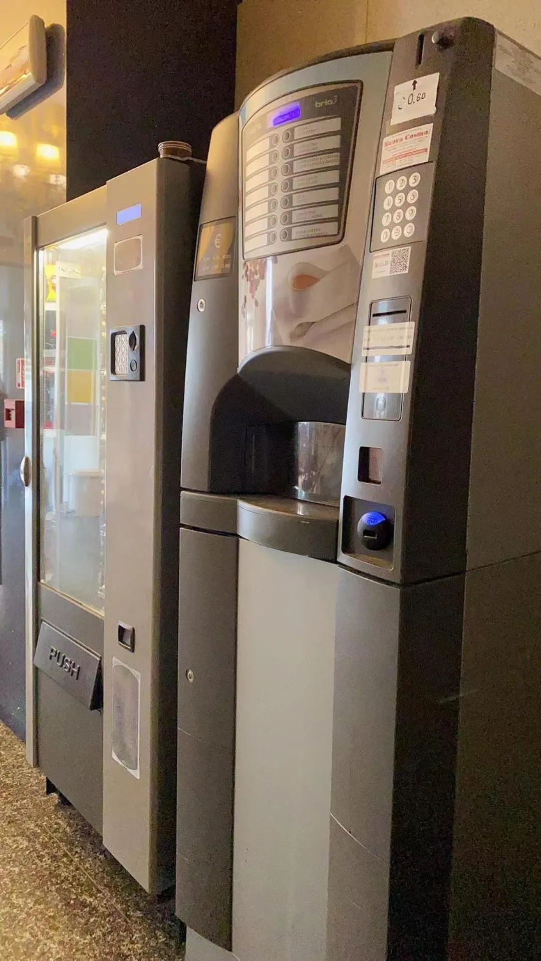 Coffee/tea facilities in Hotel Boston