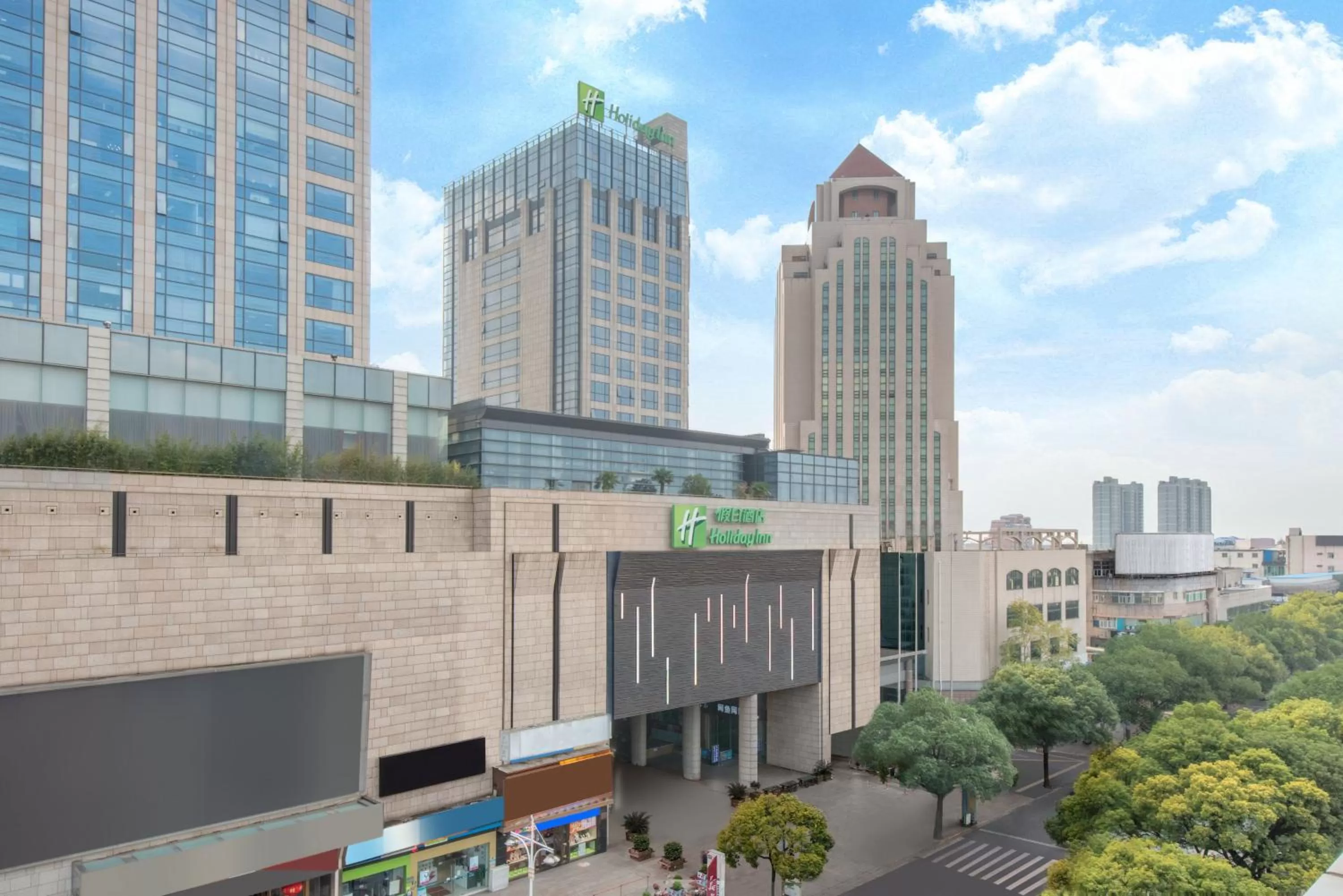 Property building in Holiday Inn Shanghai Songjiang by IHG - Miaoqian Street