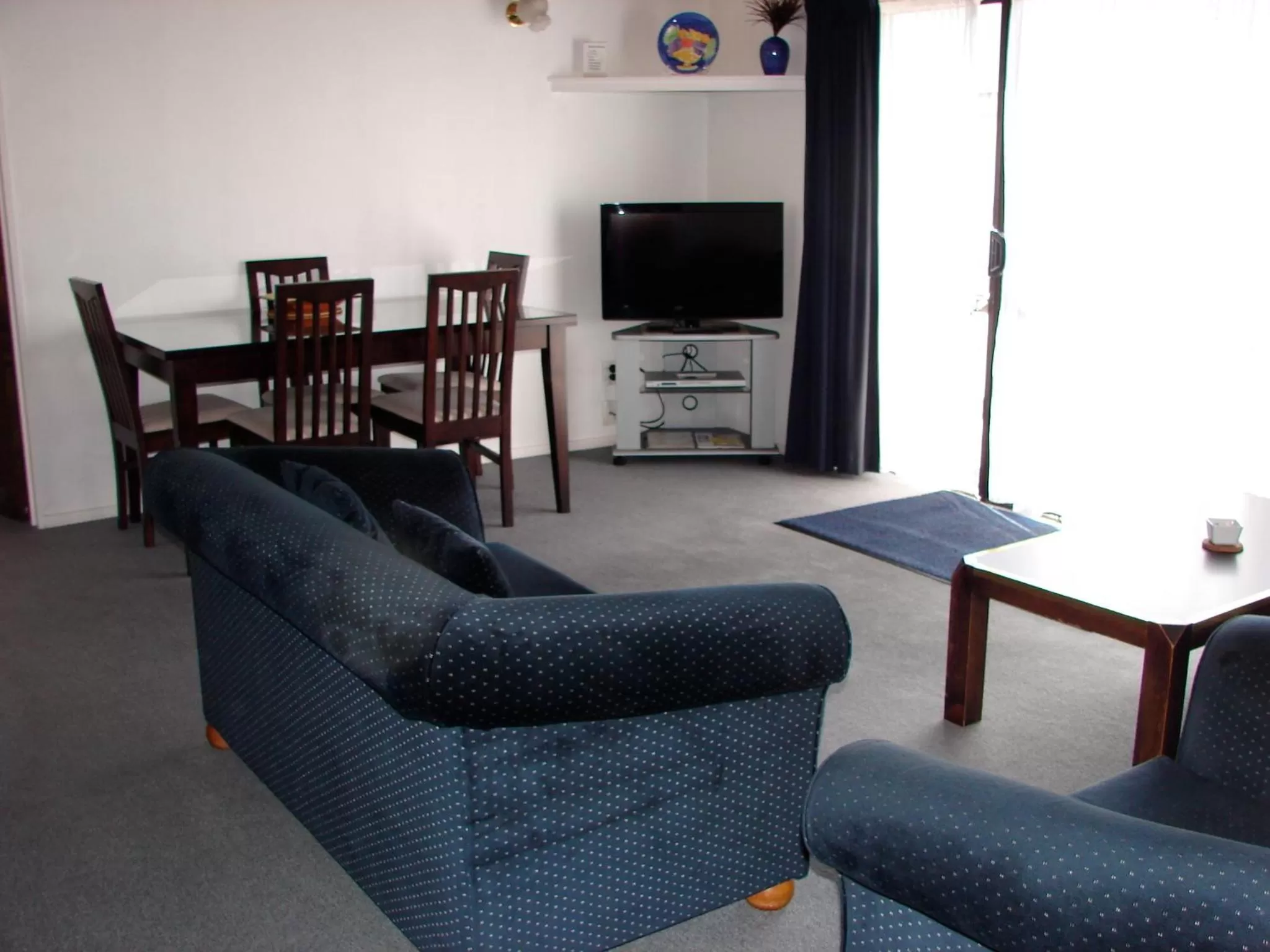 Living room in 193 Aorangi Manor Motel