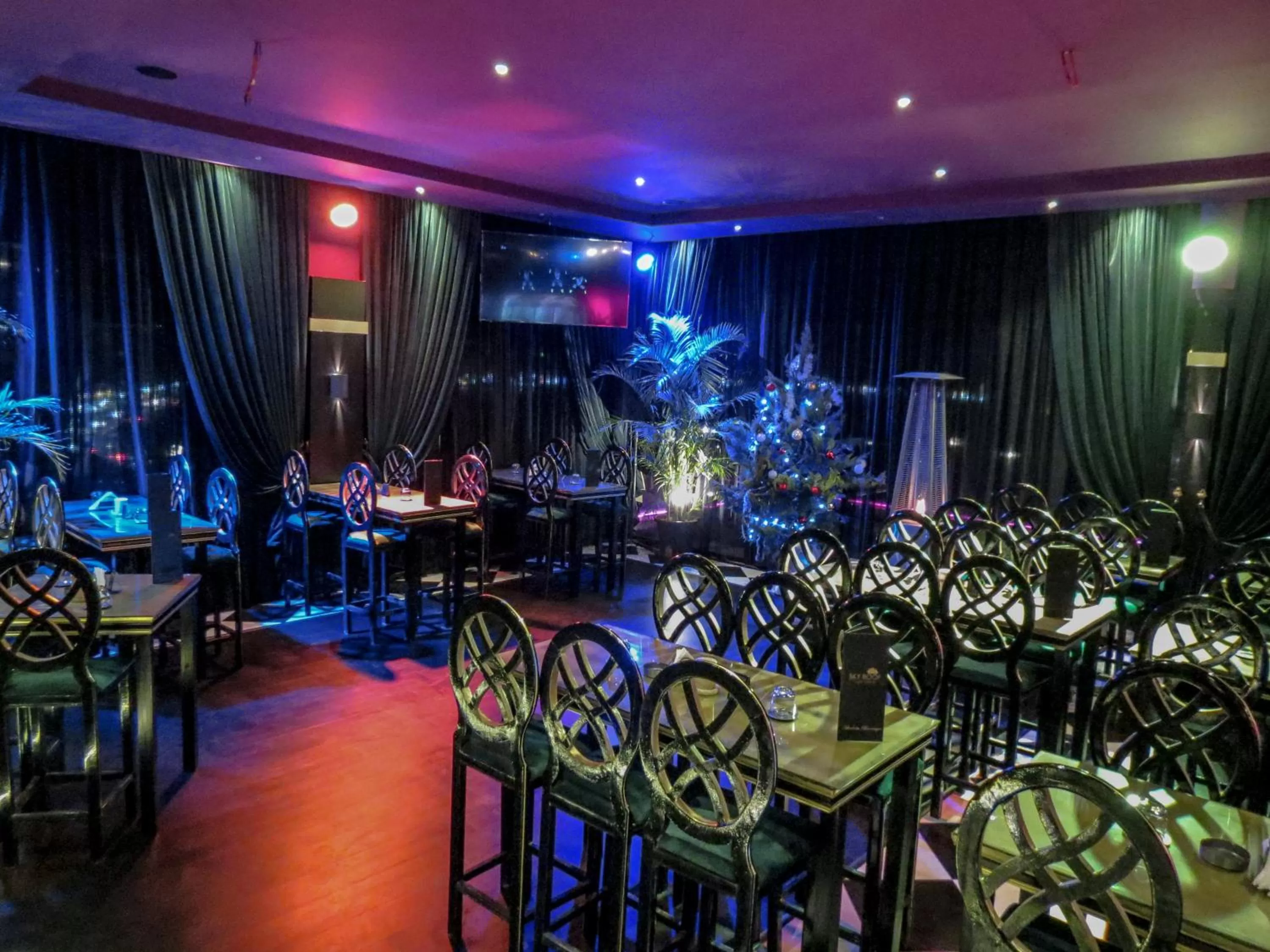 Restaurant/places to eat in Windsor Palace Luxury Heritage Hotel Since 1906 by Paradise Inn Group