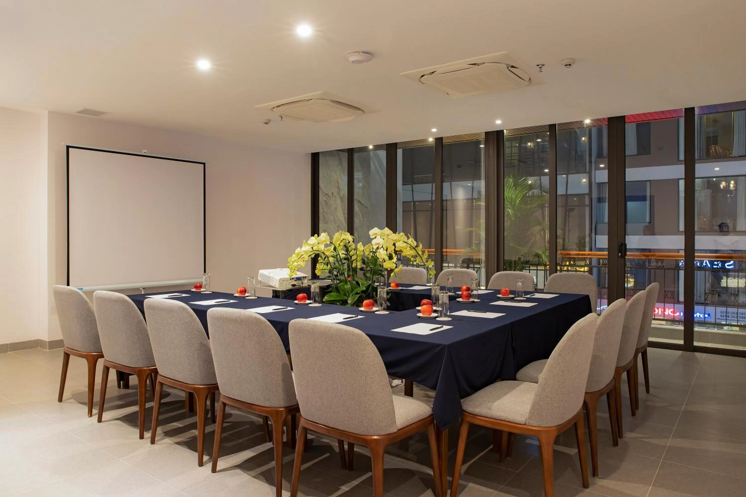 Meeting/conference room in Seana Hotel