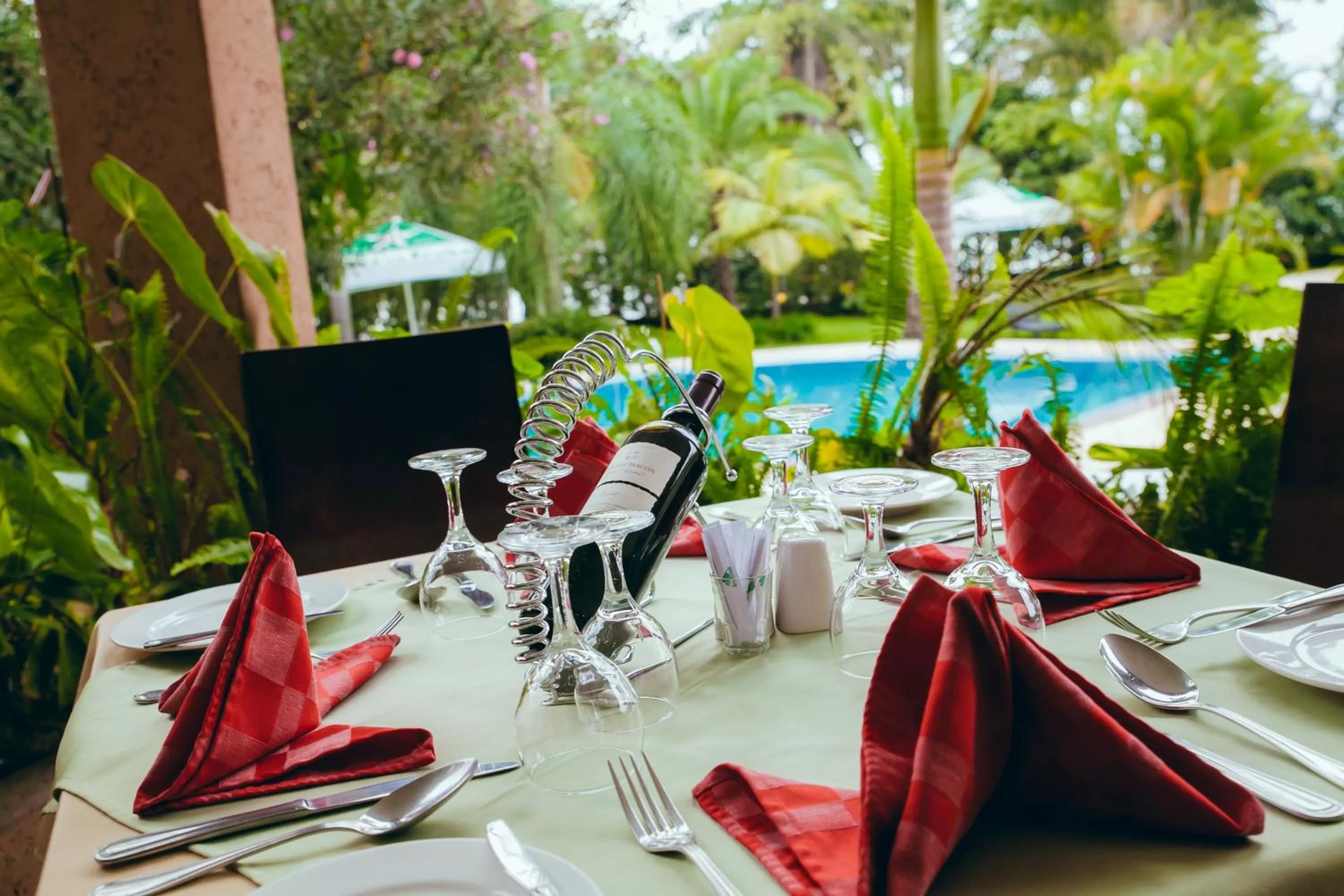 Restaurant/Places to Eat in Gorillas Lake Kivu Hotel