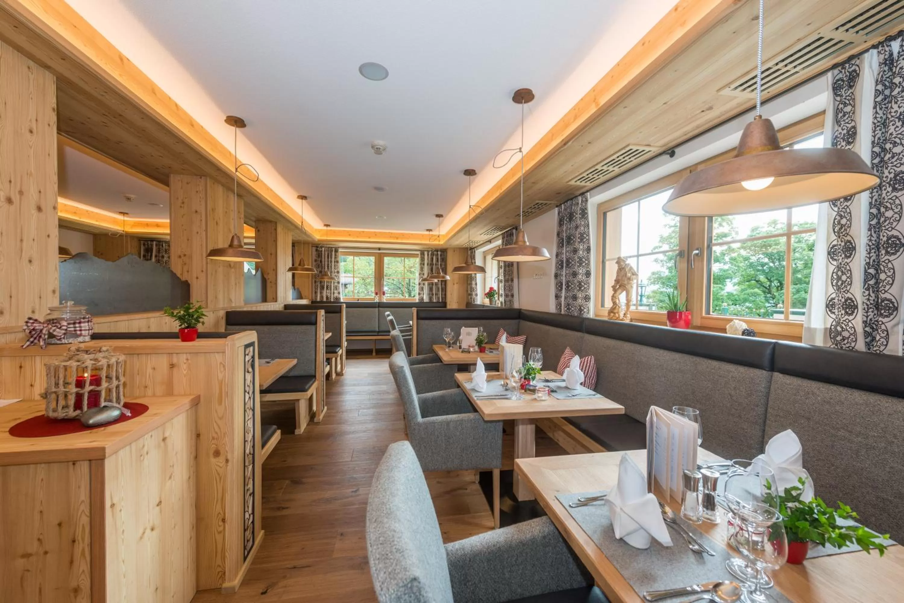 Restaurant/places to eat in Hotel Lindenhof