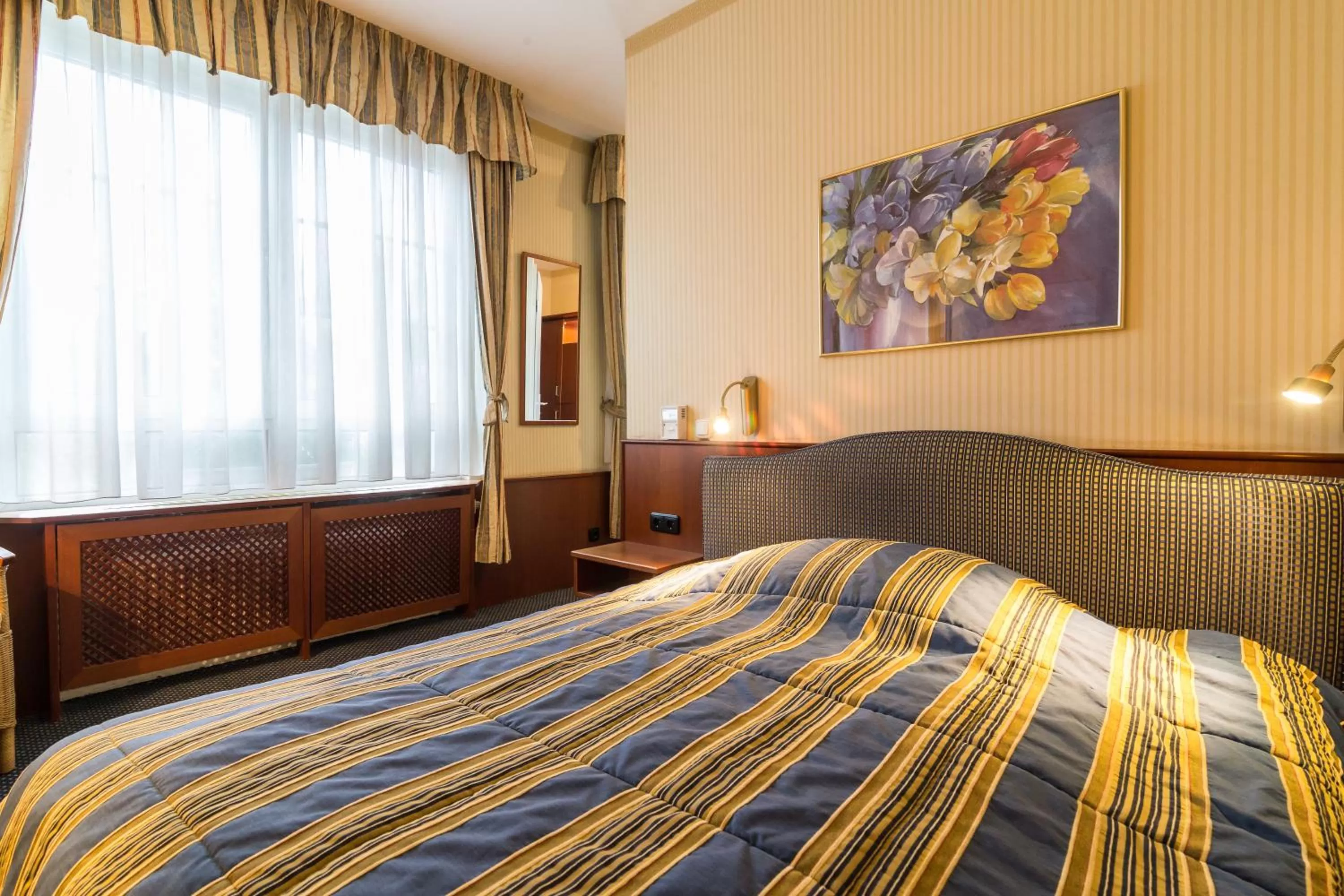 Bedroom, Bed in Thermen Hotel & Restaurant Bad Soden