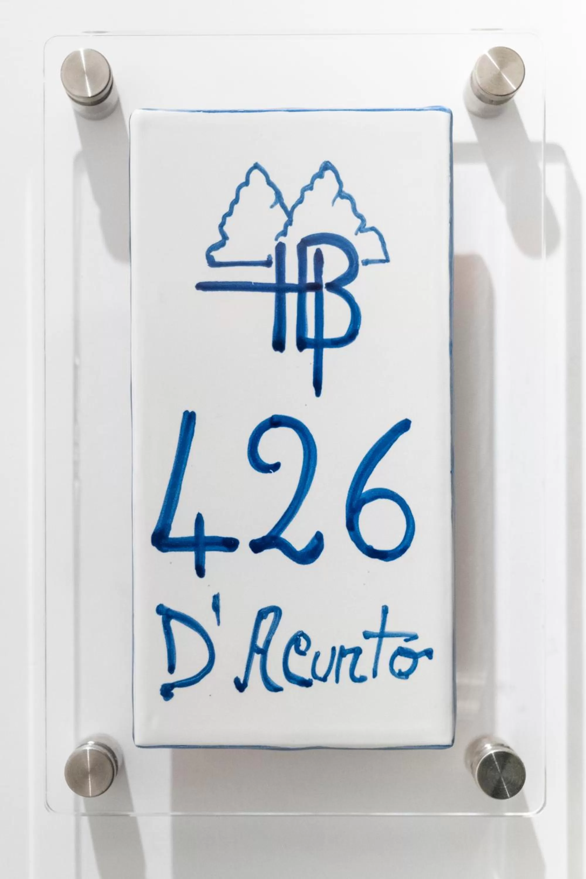 Logo/Certificate/Sign in Hotel Bristol