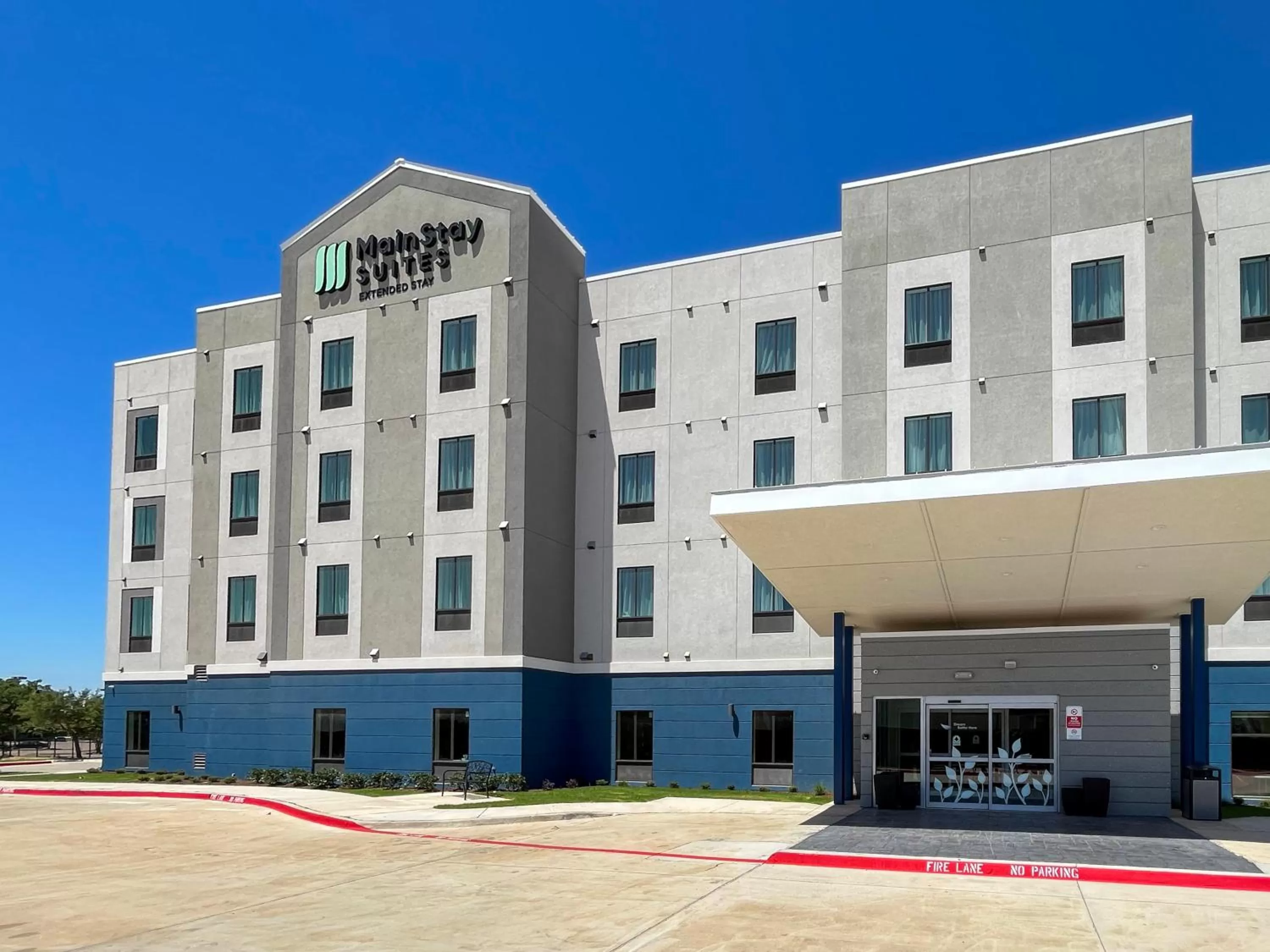 Property building in MainStay Suites Dallas Northwest - Irving