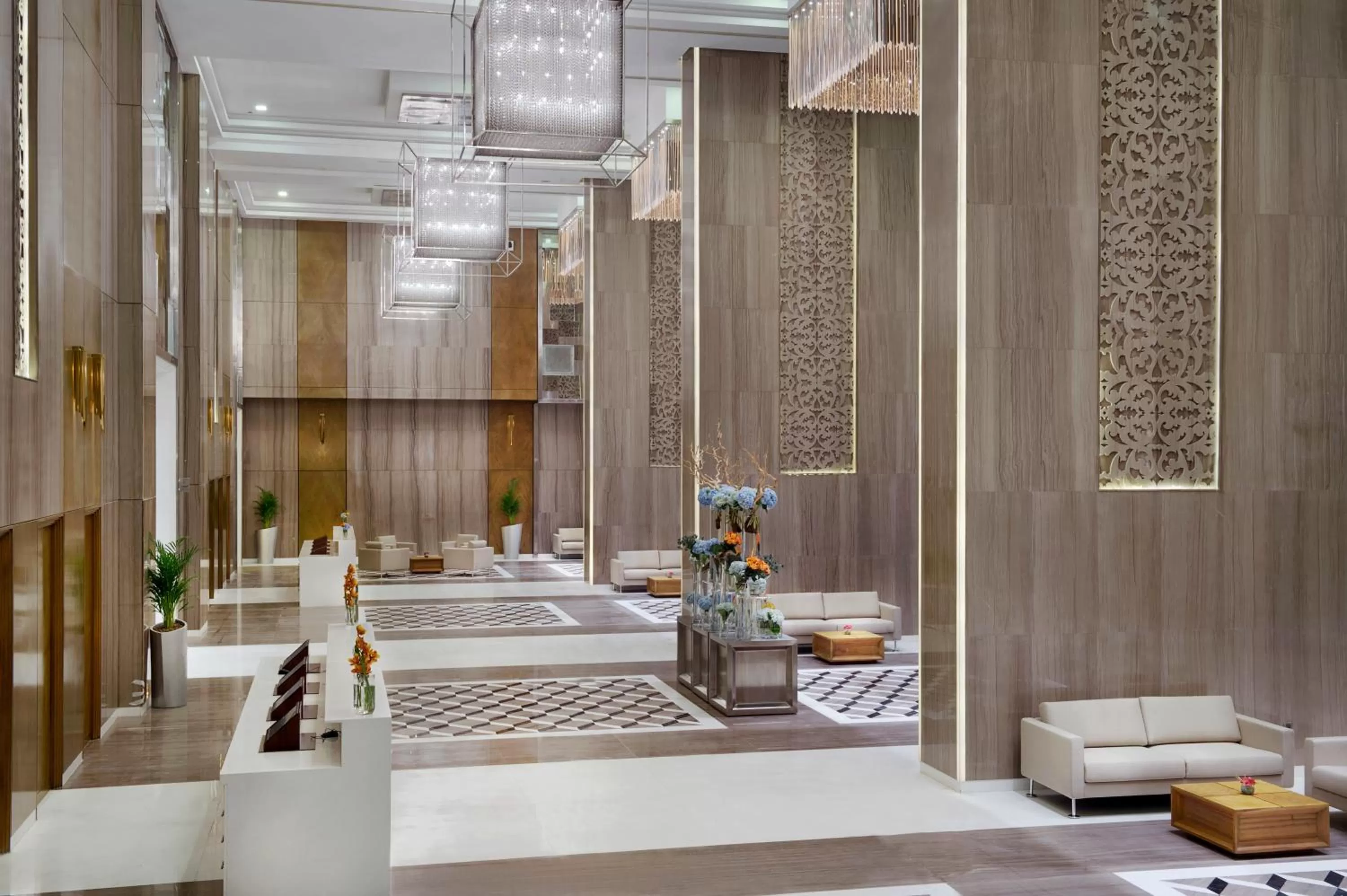 Lobby or reception in Wyndham Doha West Bay