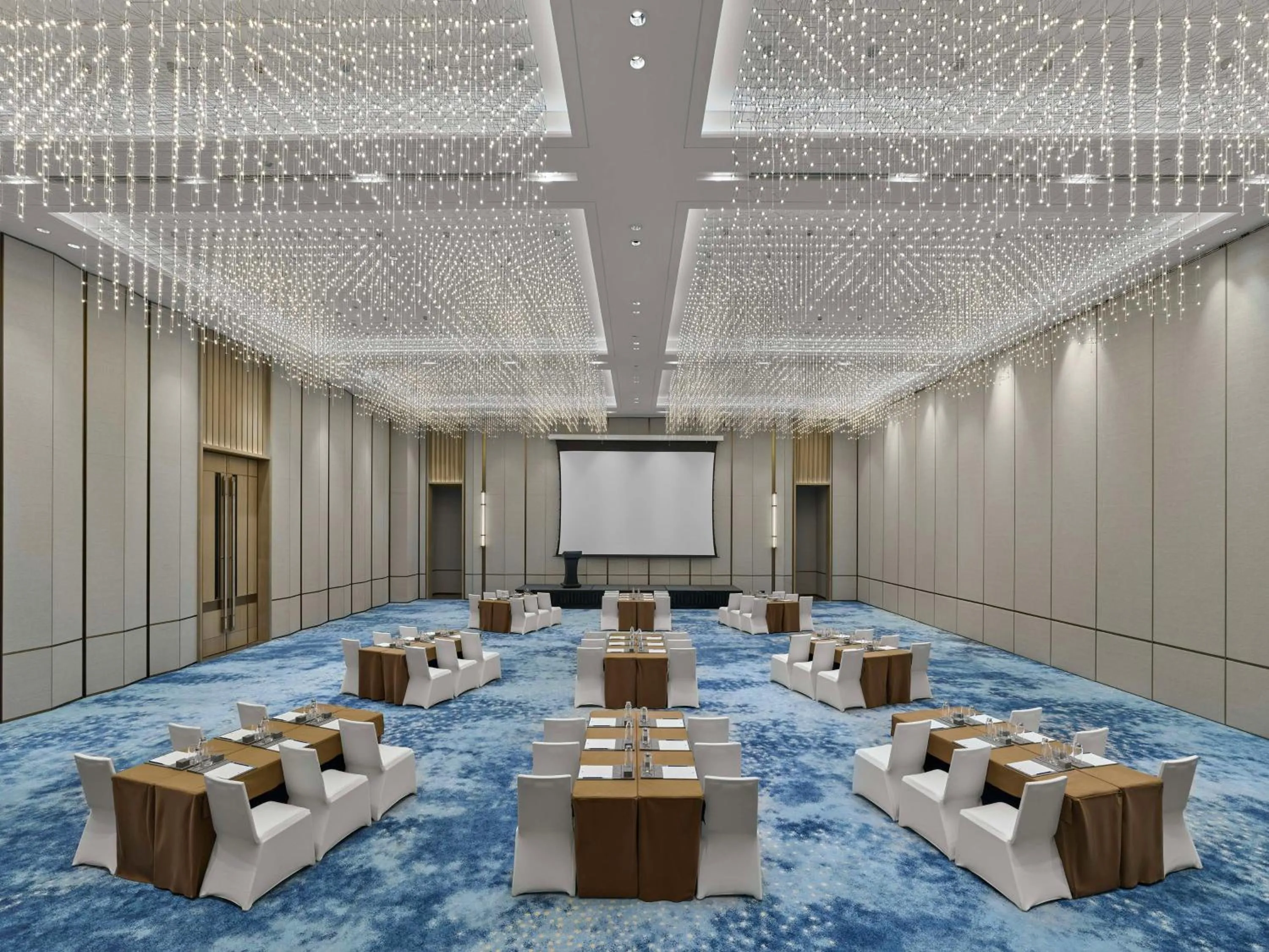 Meeting/conference room in DoubleTree by Hilton Chengdu Riverside - Close to Panda Base and Chengdu East Railway