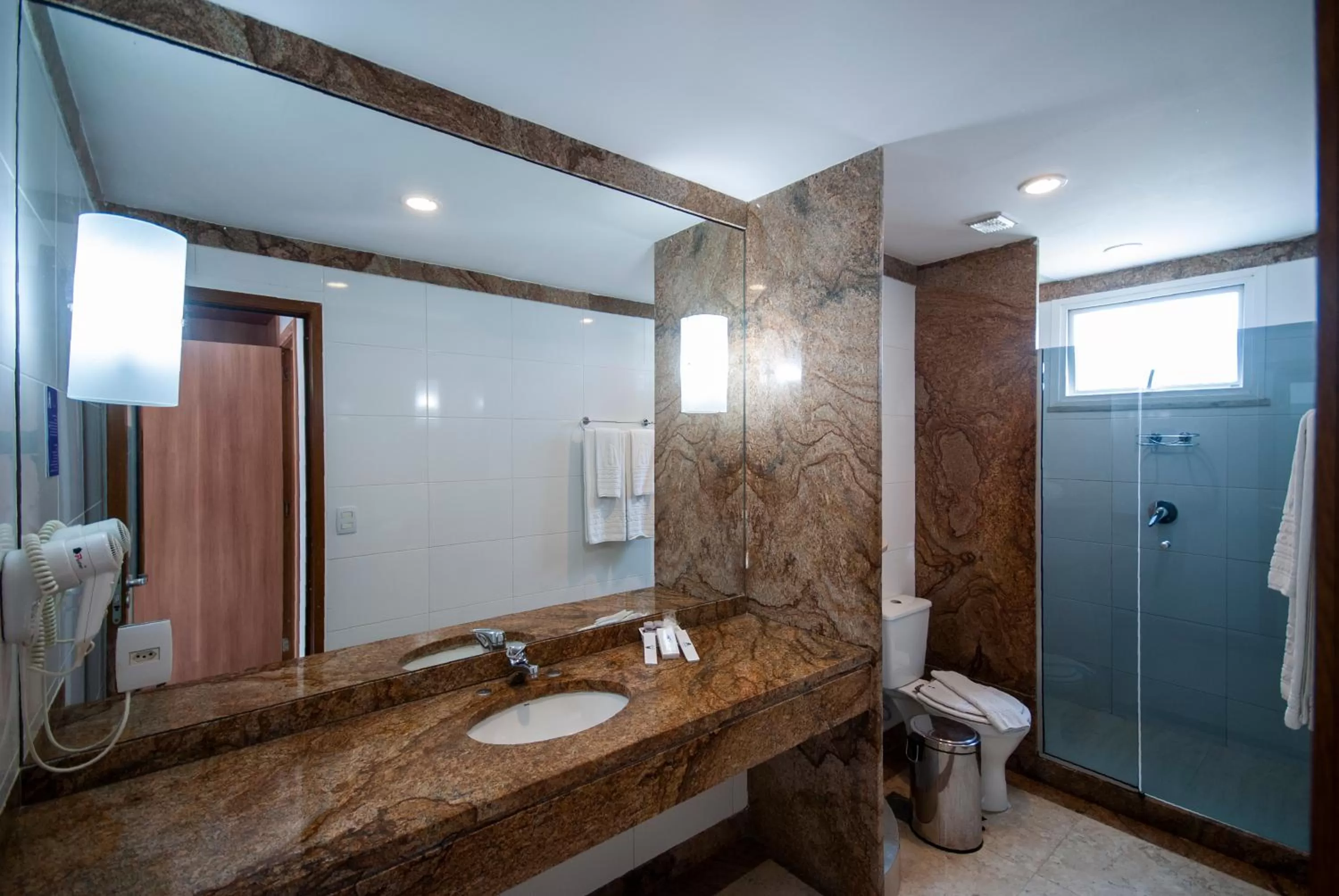 Bathroom in Hotel Astoria Copacabana