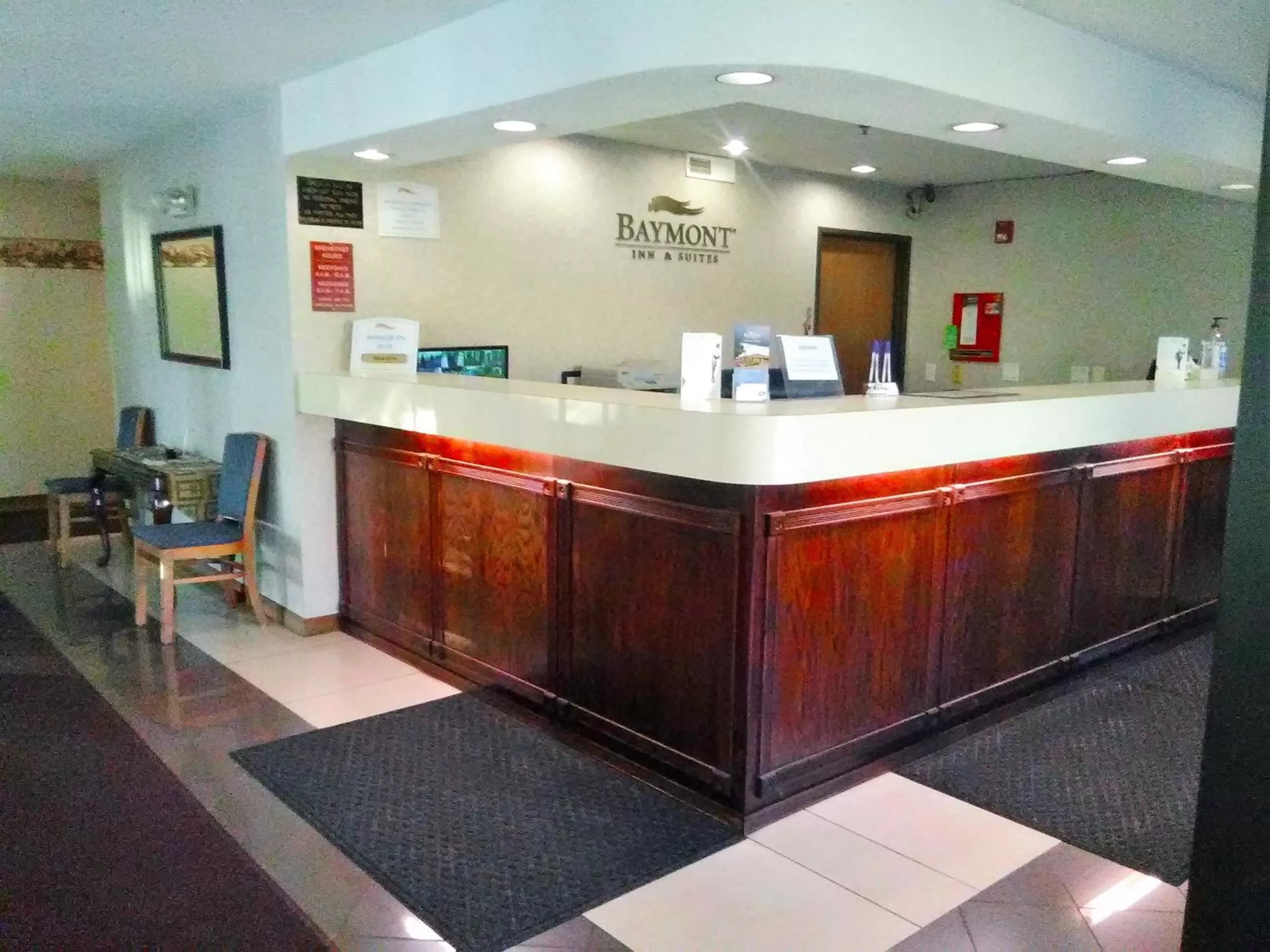 Lobby or reception in Baymont by Wyndham Battle Creek Downtown