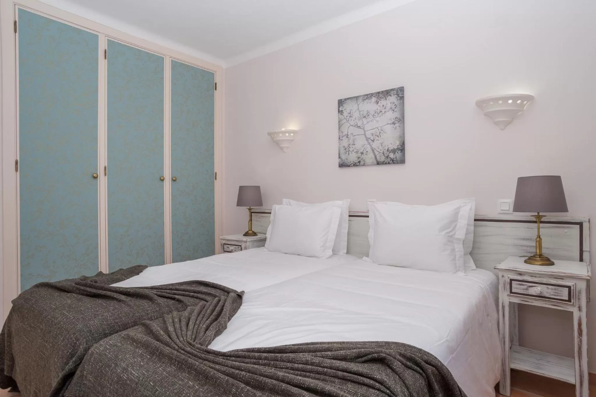 Bed in Colina da Lapa & Villas