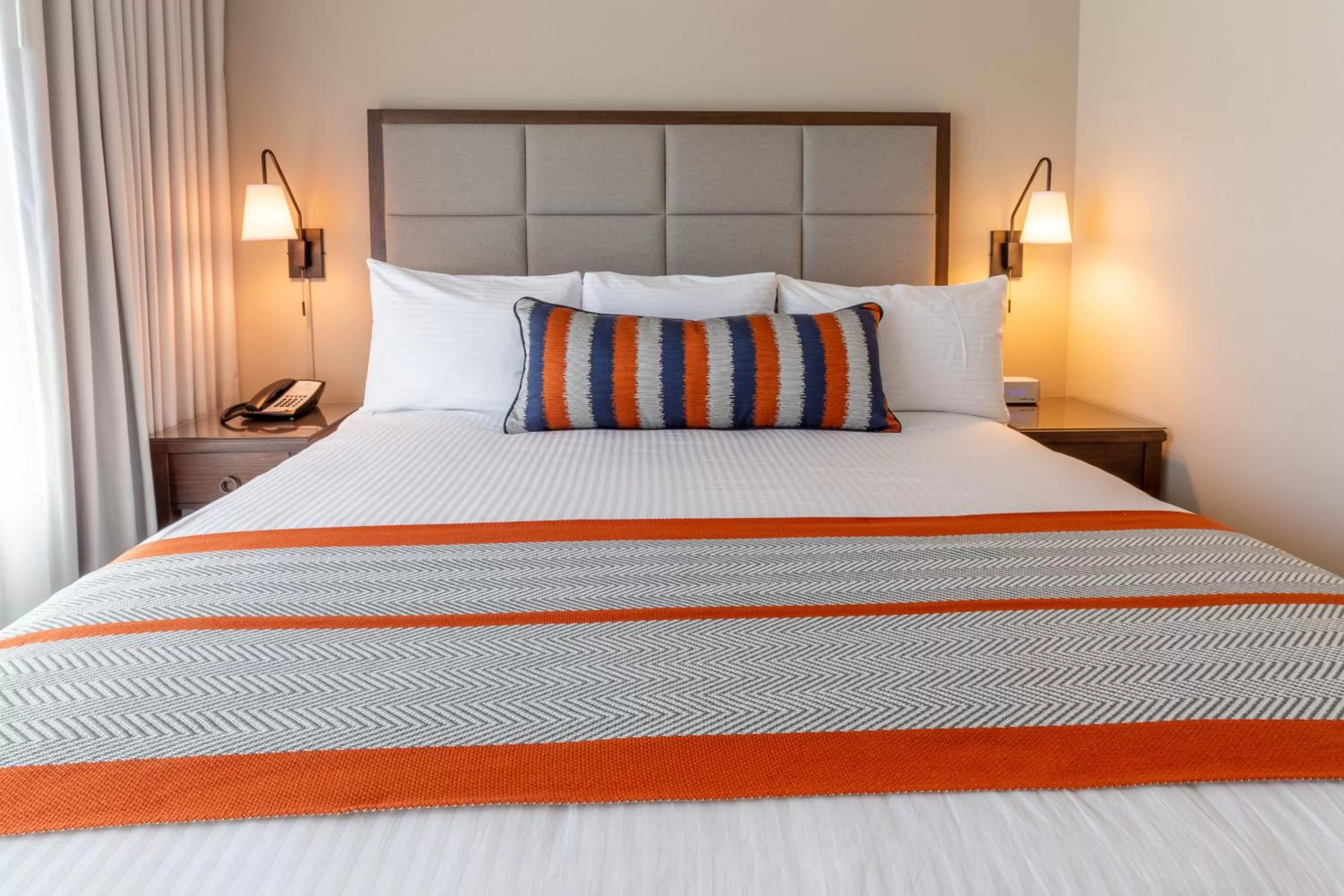 Other, Bed in Lakeside Lodge Clemson