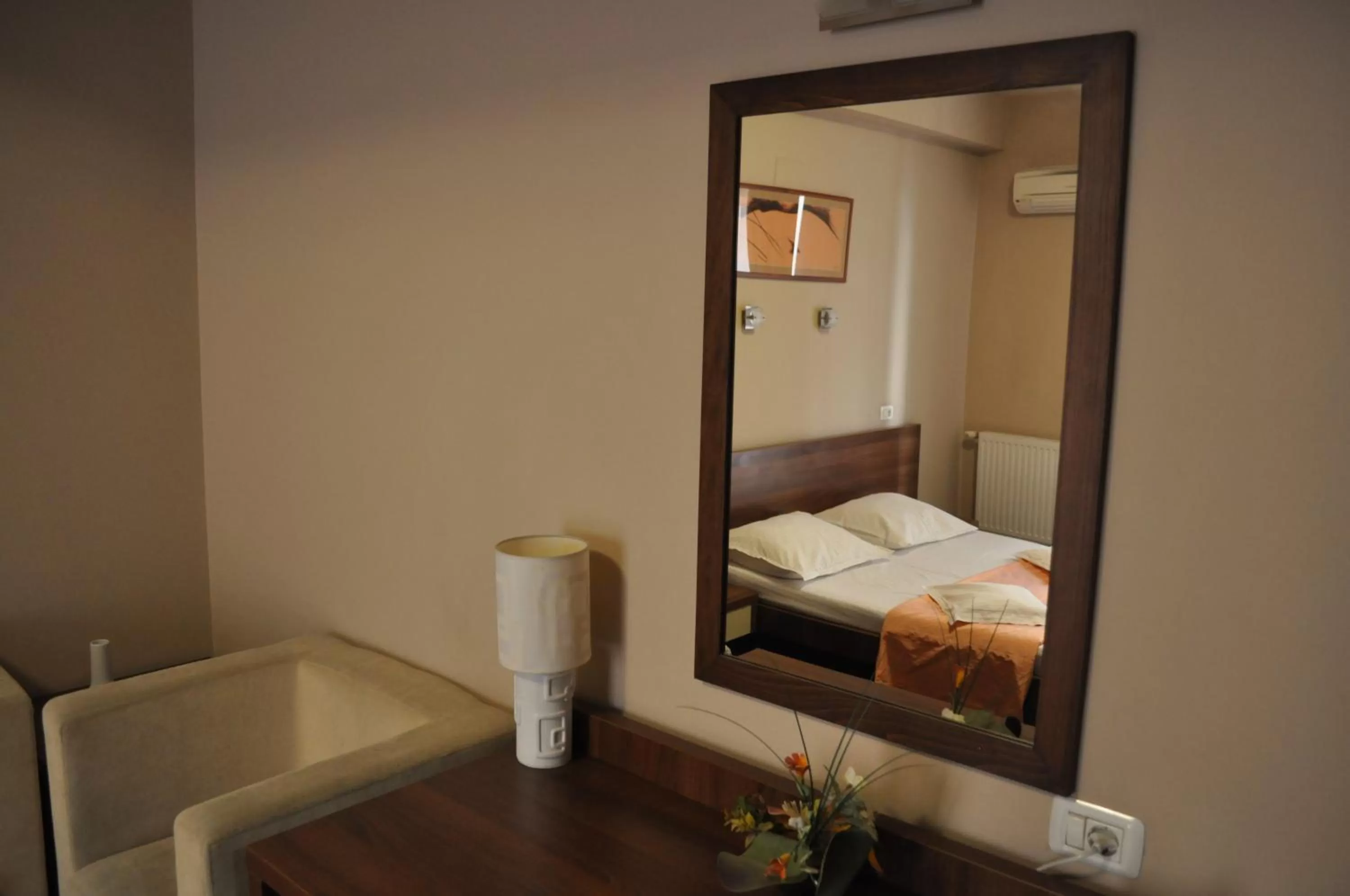 Decorative detail in Euro House Hotel