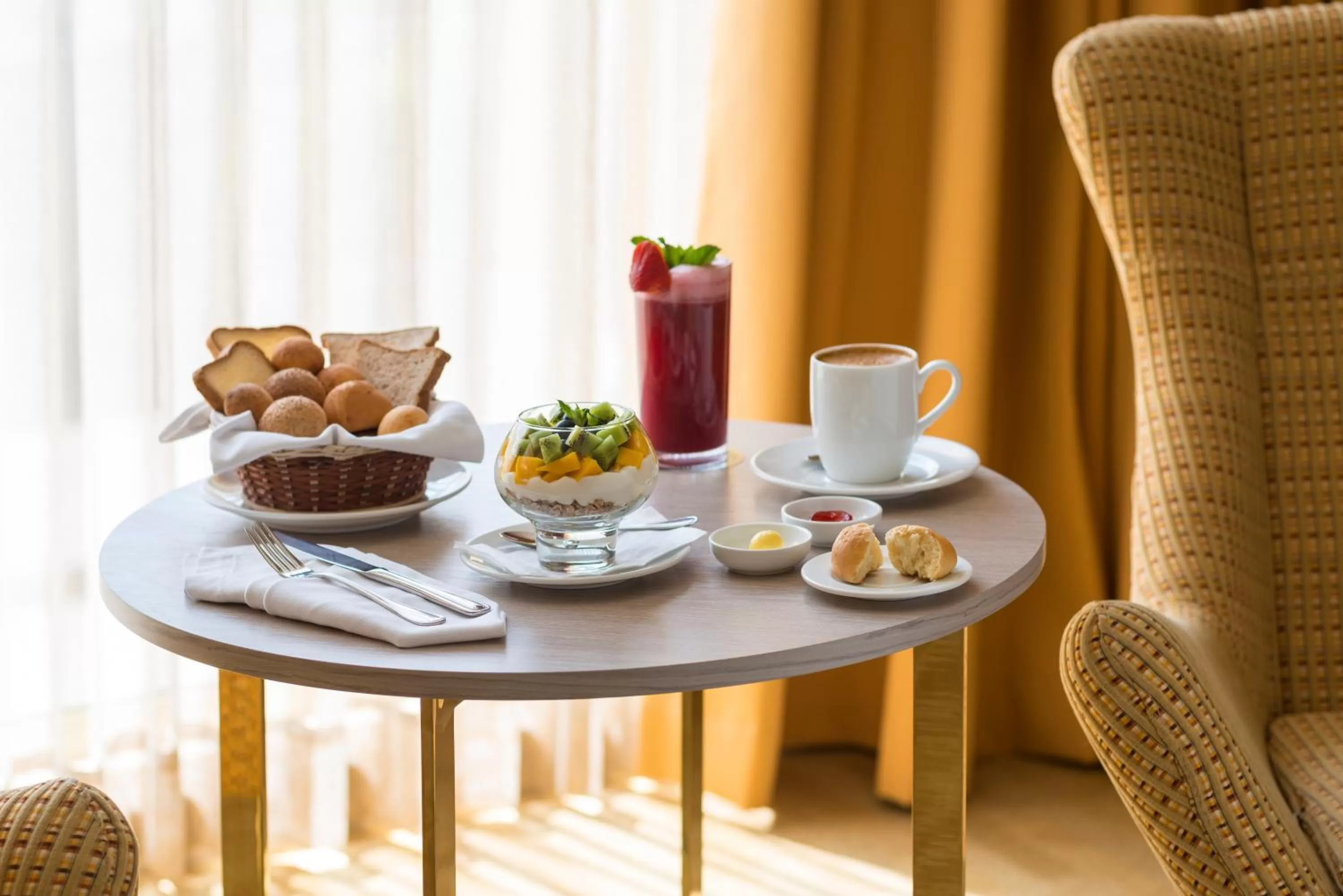 Buffet breakfast in Hotel El Dorado Bogota