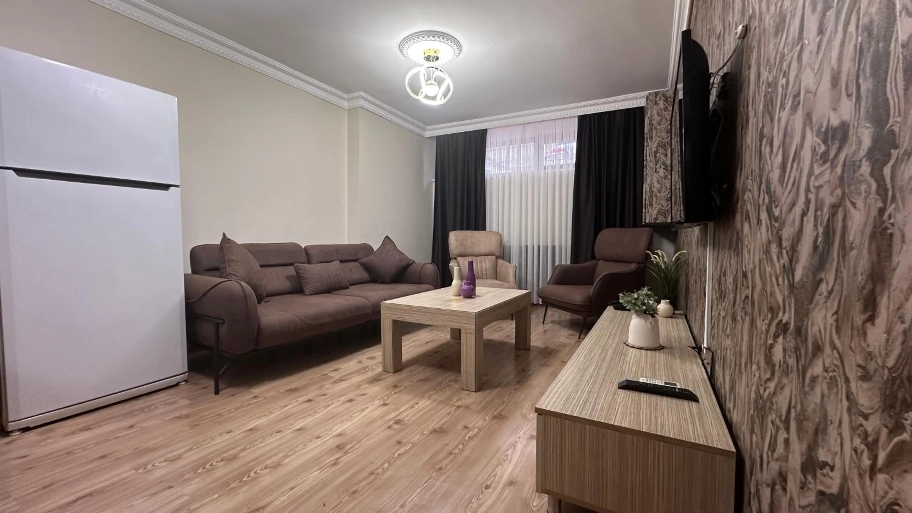 TV and multimedia in Overland Residence