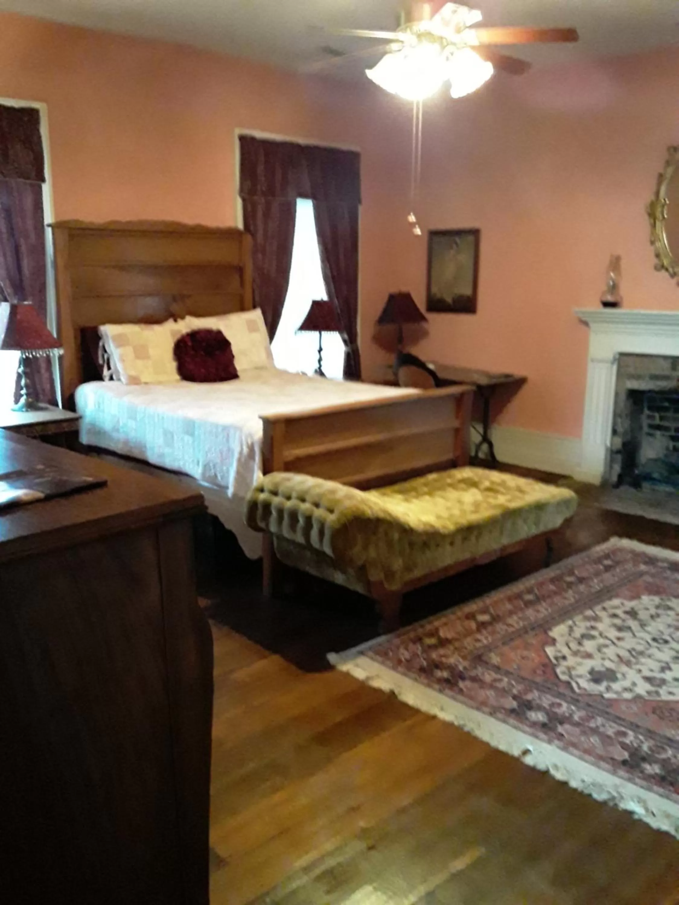 Bedroom, Bed in Hall Place B&B