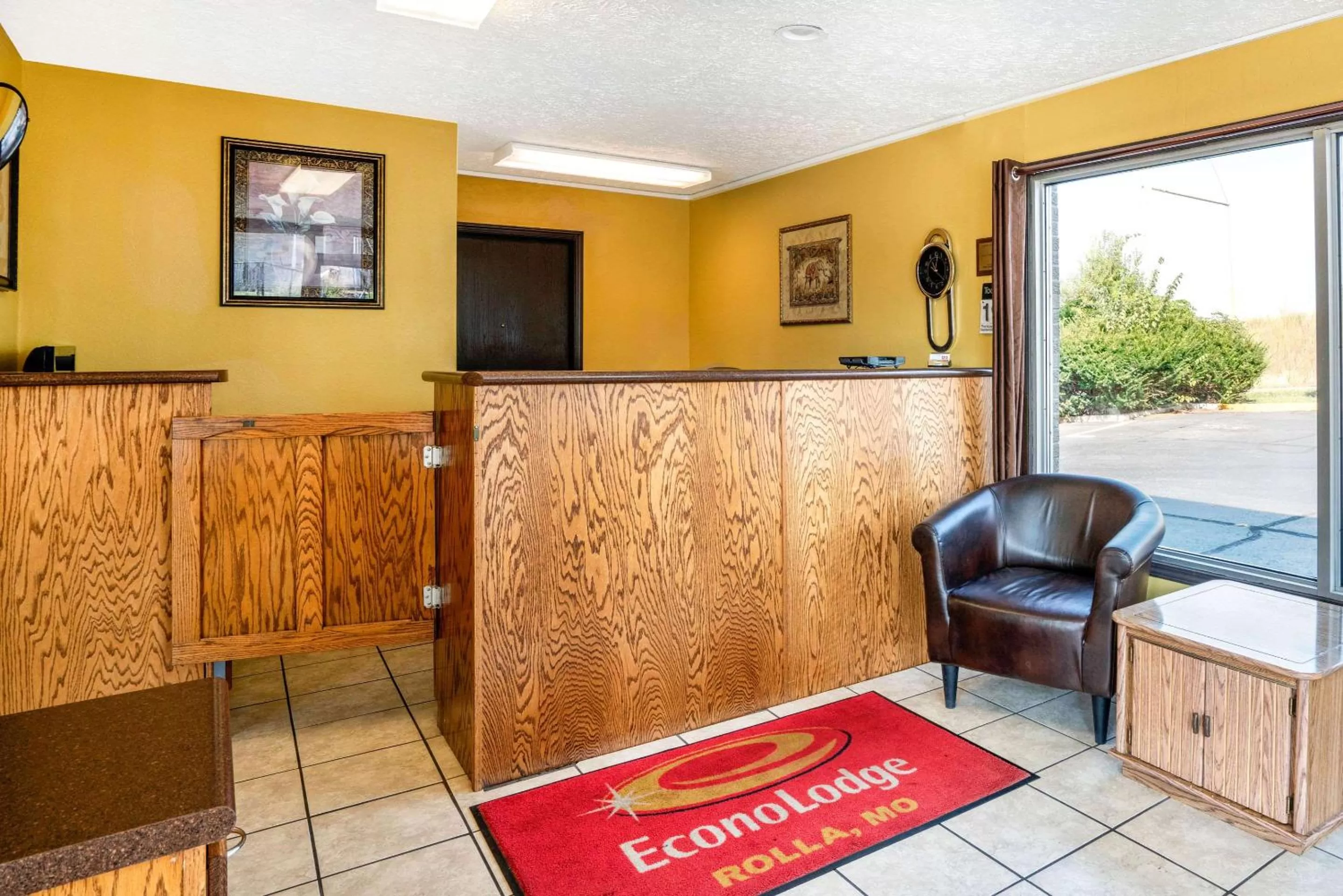 Lobby or reception in Econo Lodge near Missouri University of Science and Technology