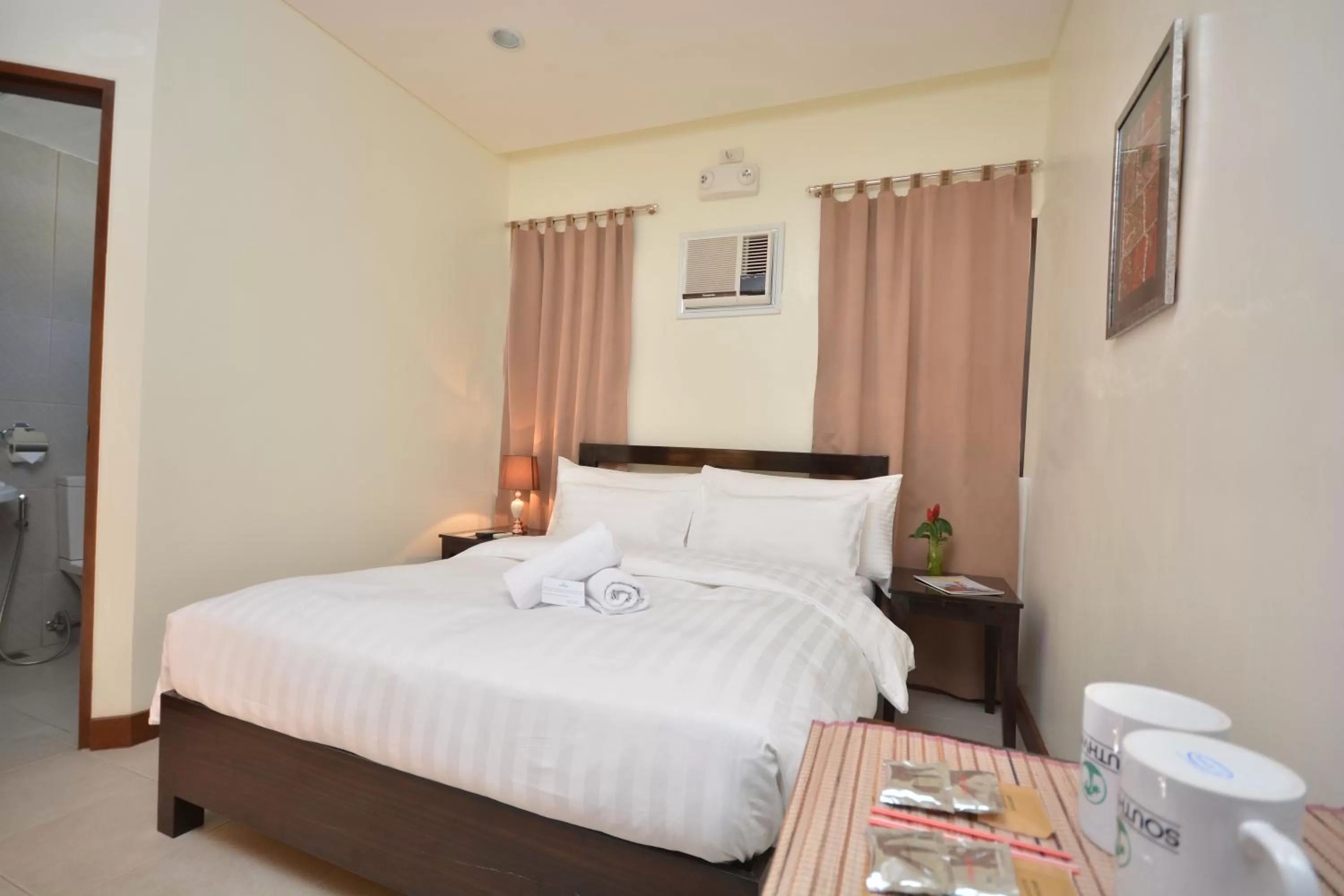 Bedroom, Bed in Southwind Palawan