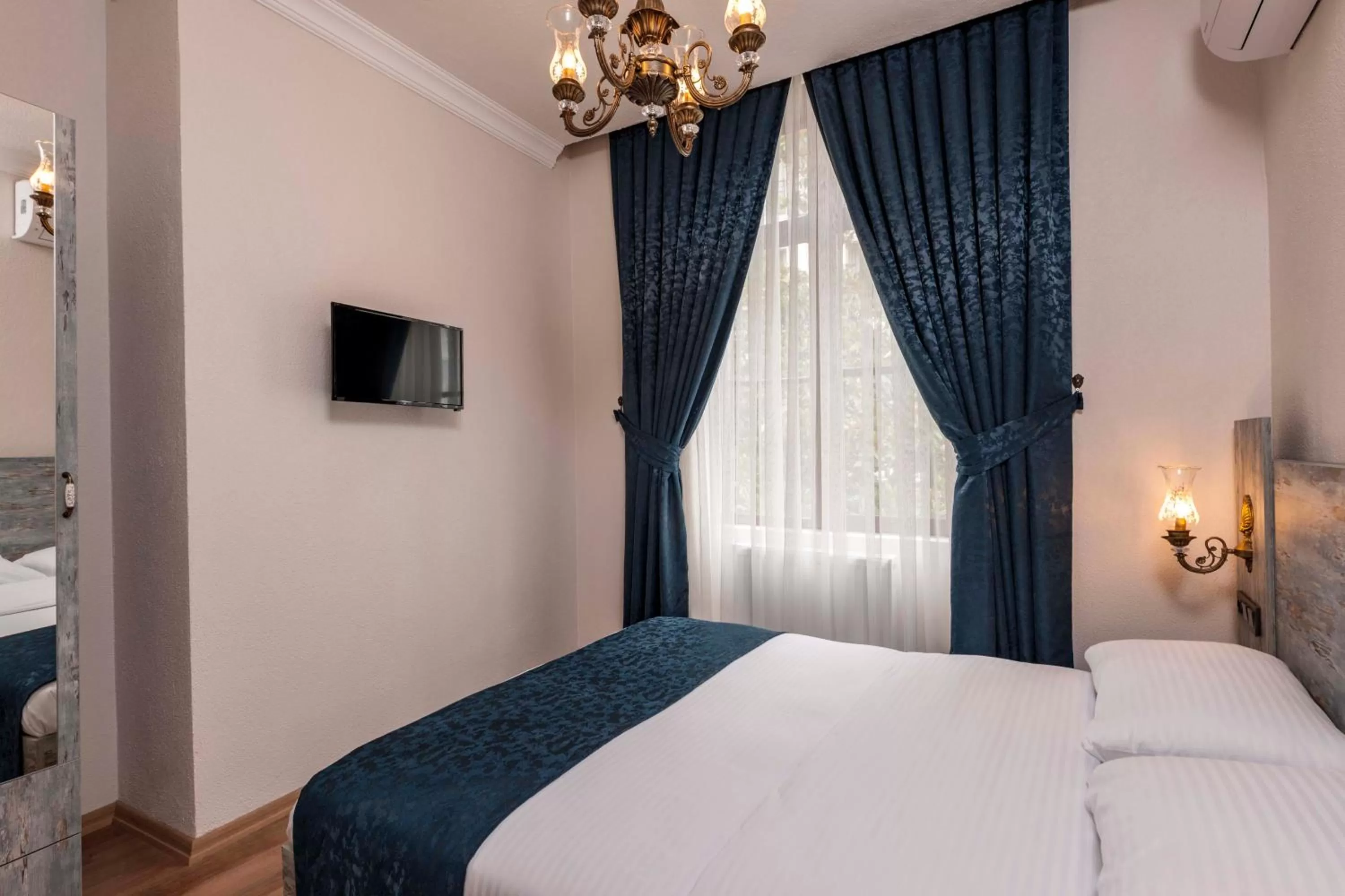 Bed in Element Garden