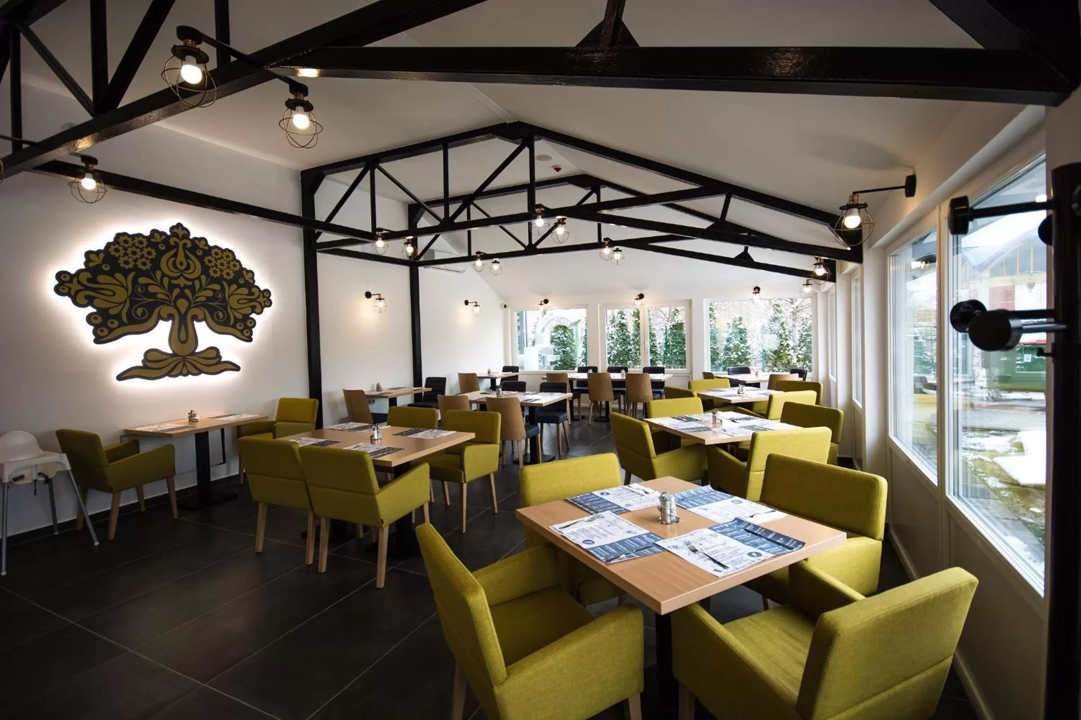 Restaurant/places to eat in Harmónia Hotel Sárvár