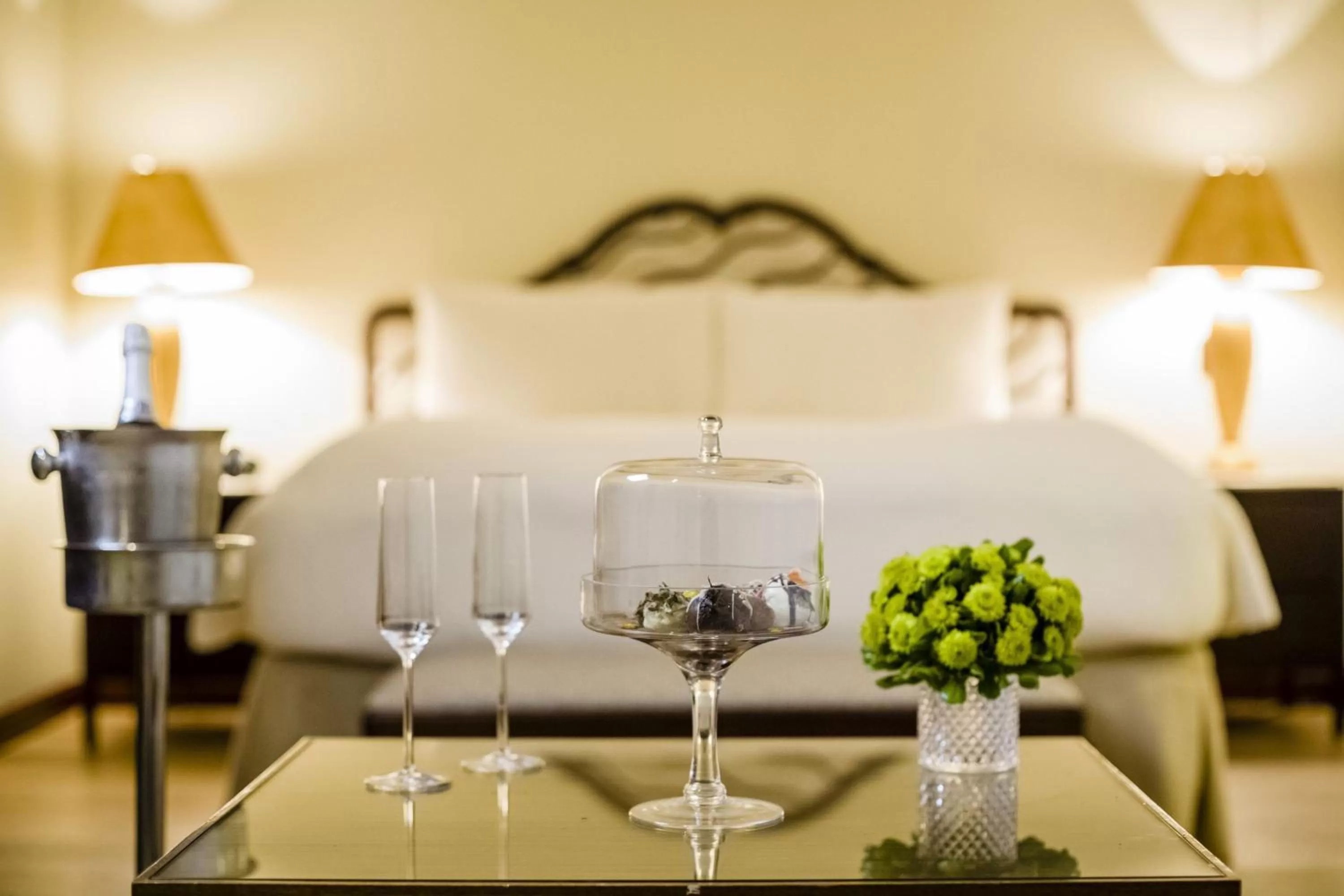 Photo of the whole room, Bed in JW Marriott Caracas