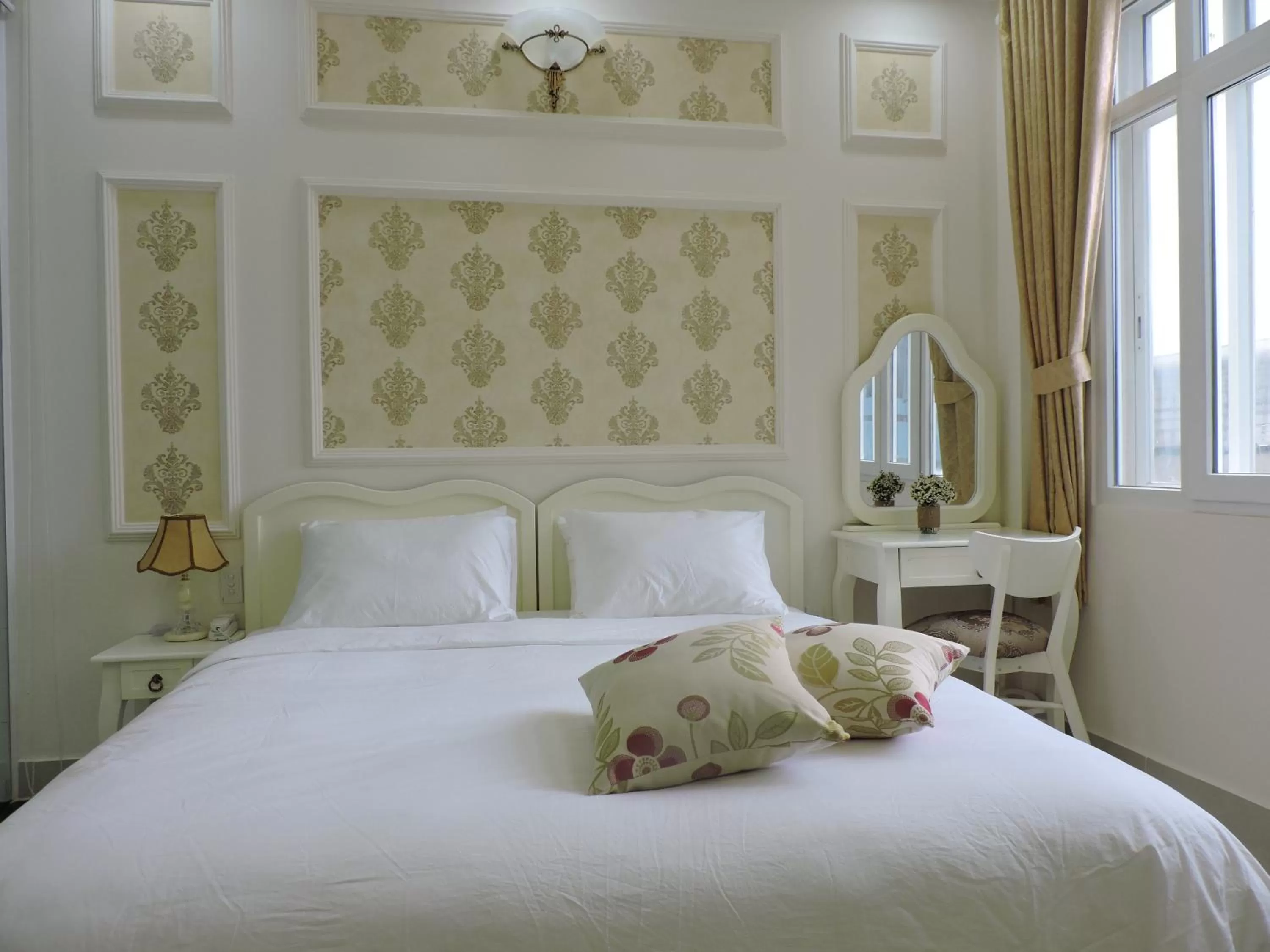 Bed in CHEZ LOTUS VN